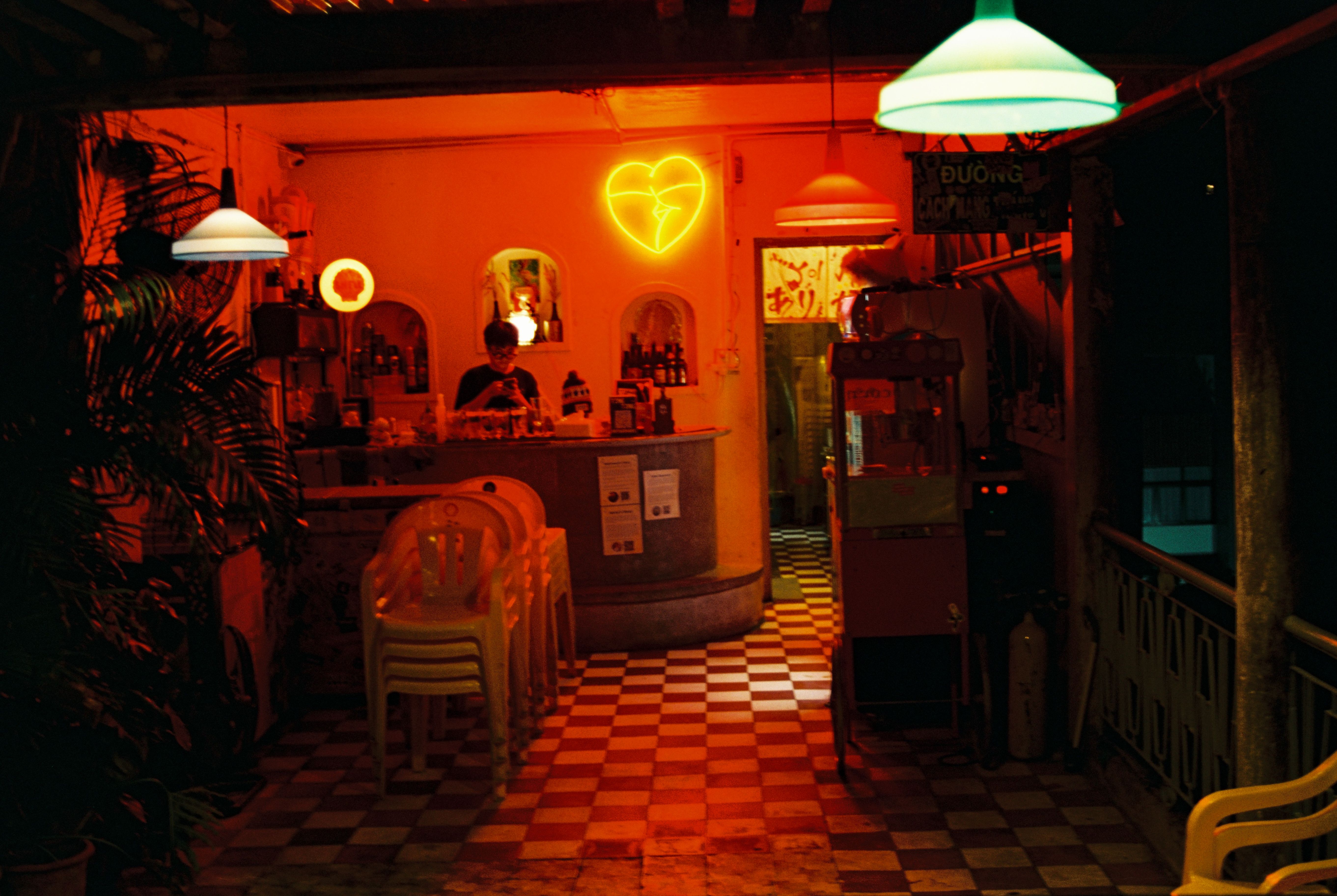 a night at neo, deme brewery