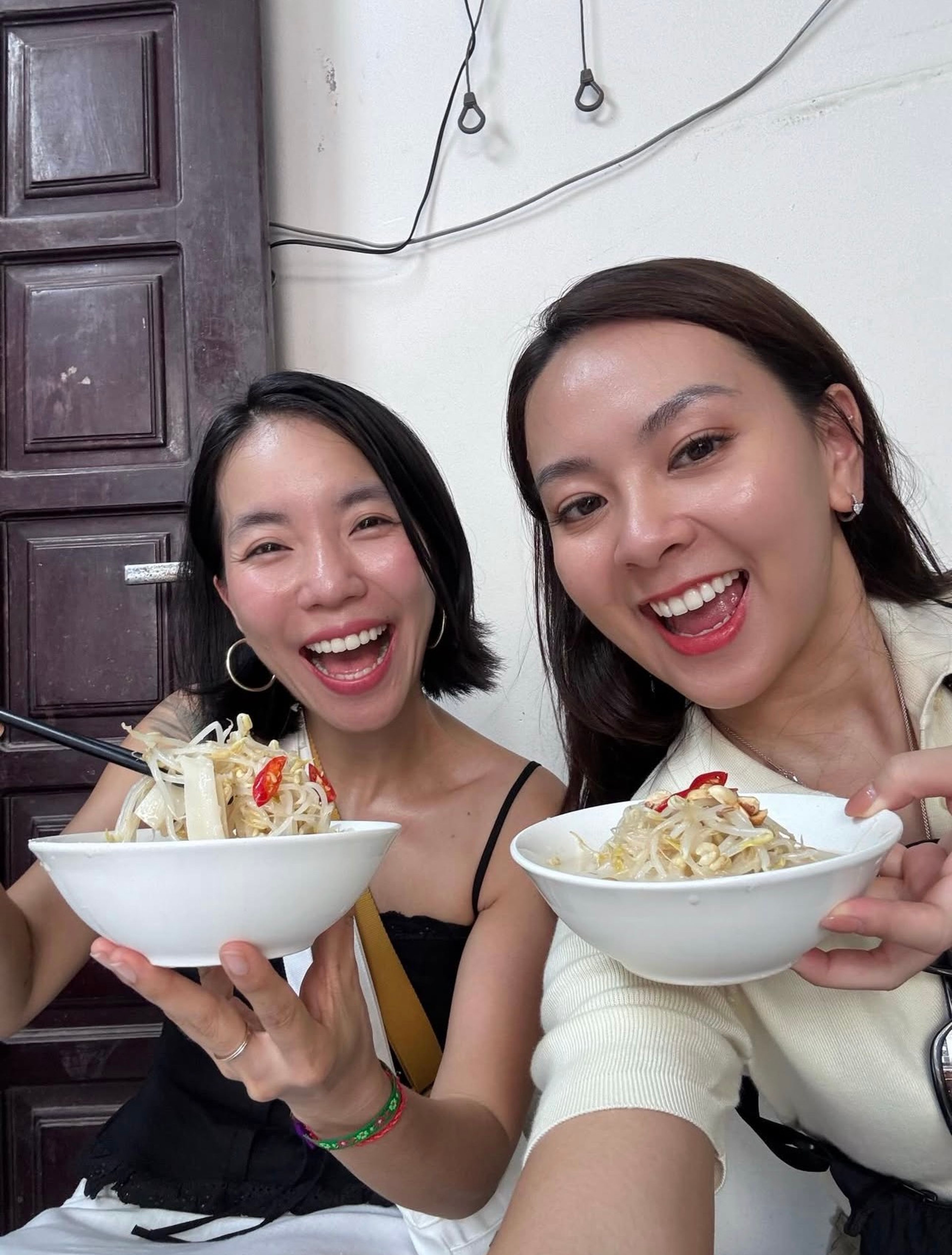 Van and Lylla (Curious about Vietnam)