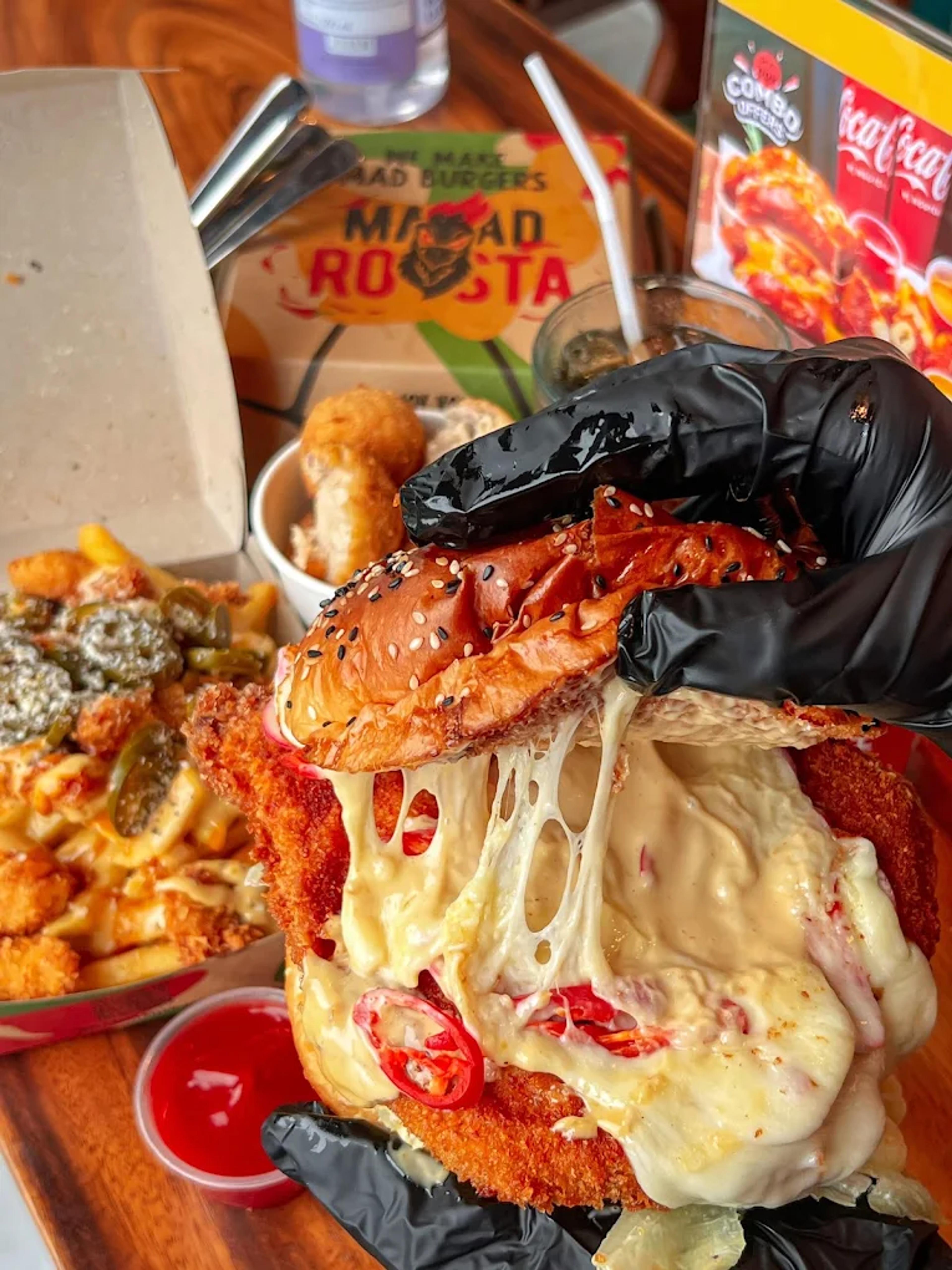 mad roosta burger hcmc saigon