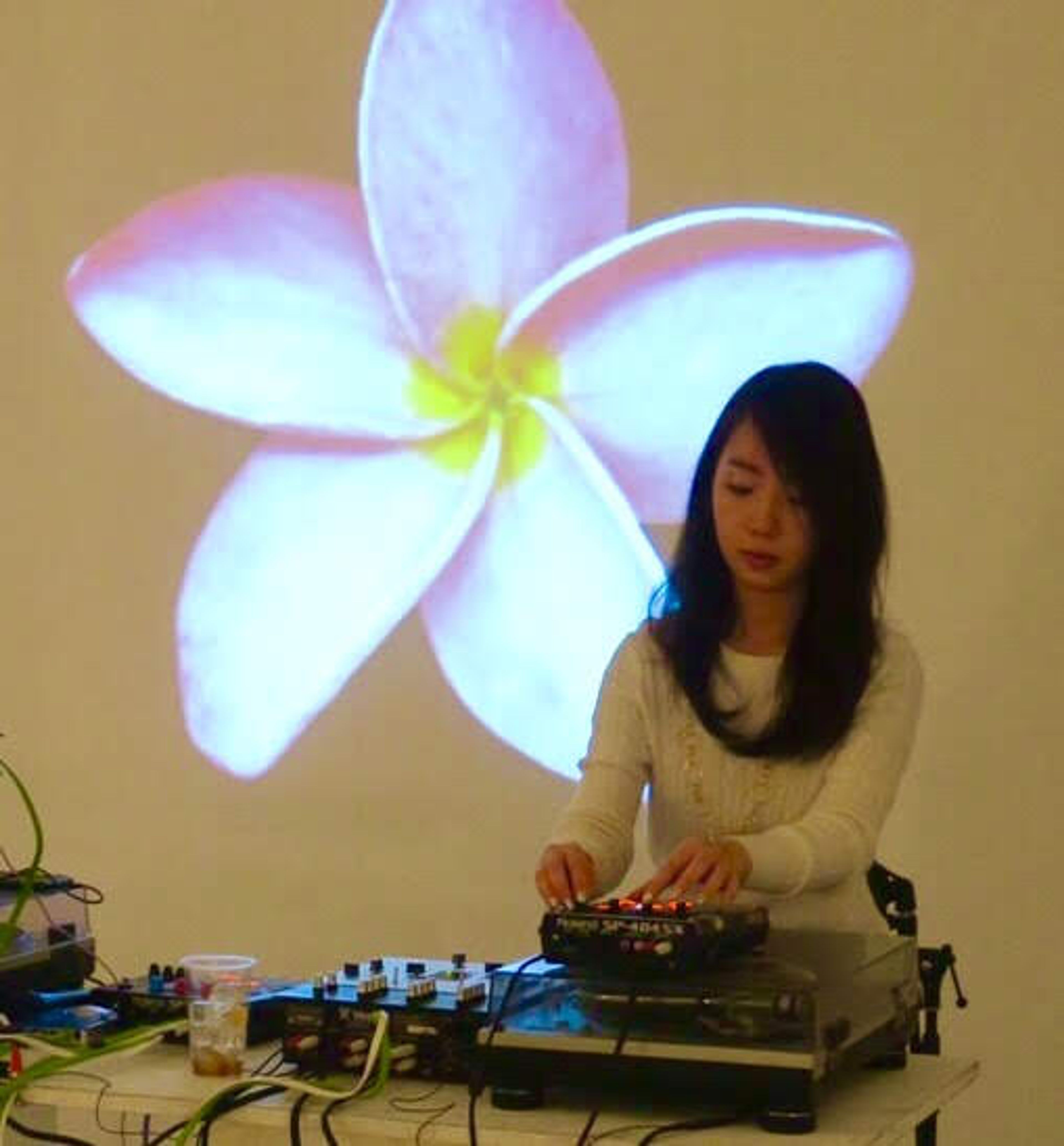 beatmaking flower girl japanese
