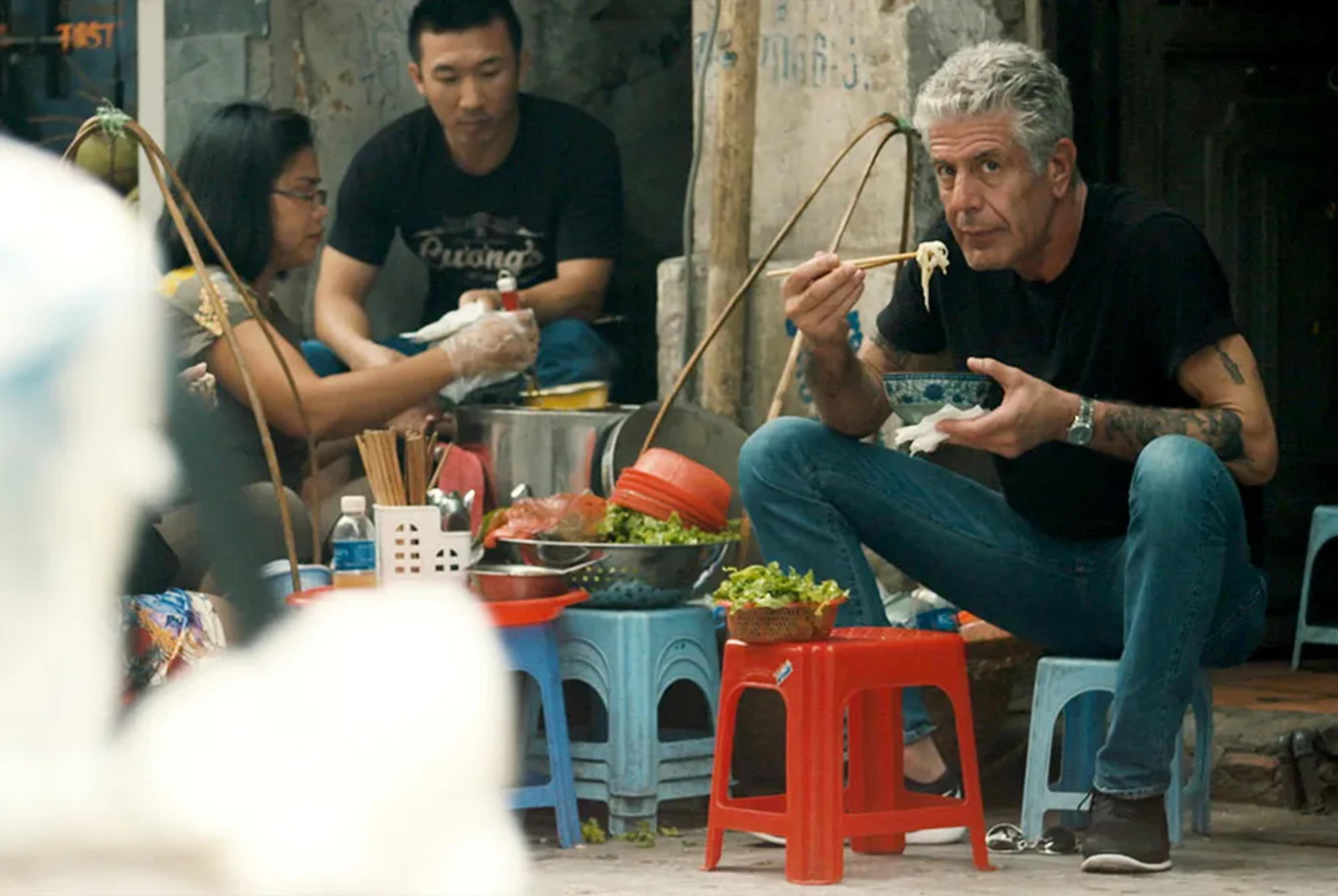 anthony bourdain vietnam noodles