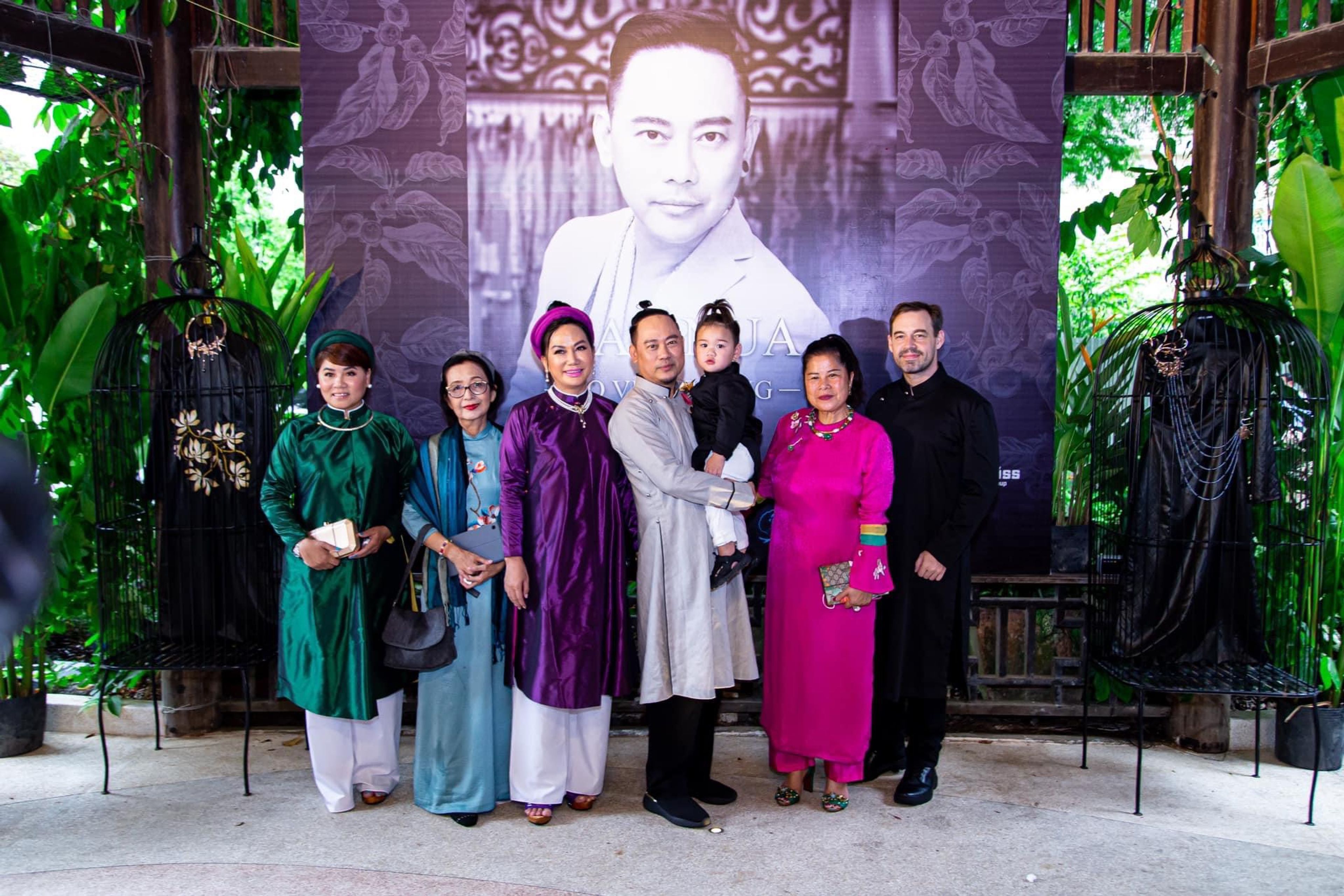 Võ Việt Chung Book Launch