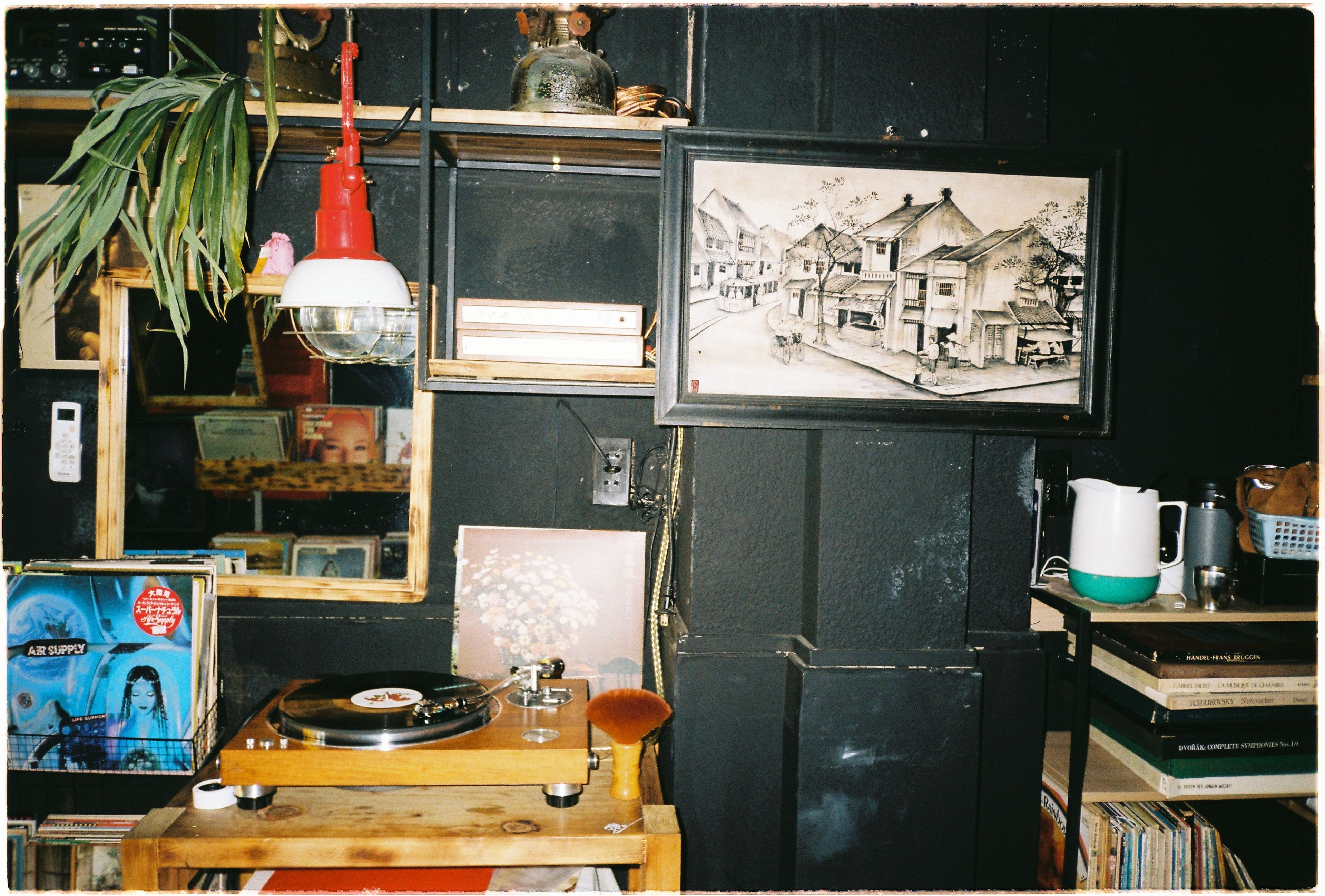 vinyl records and record playetr 