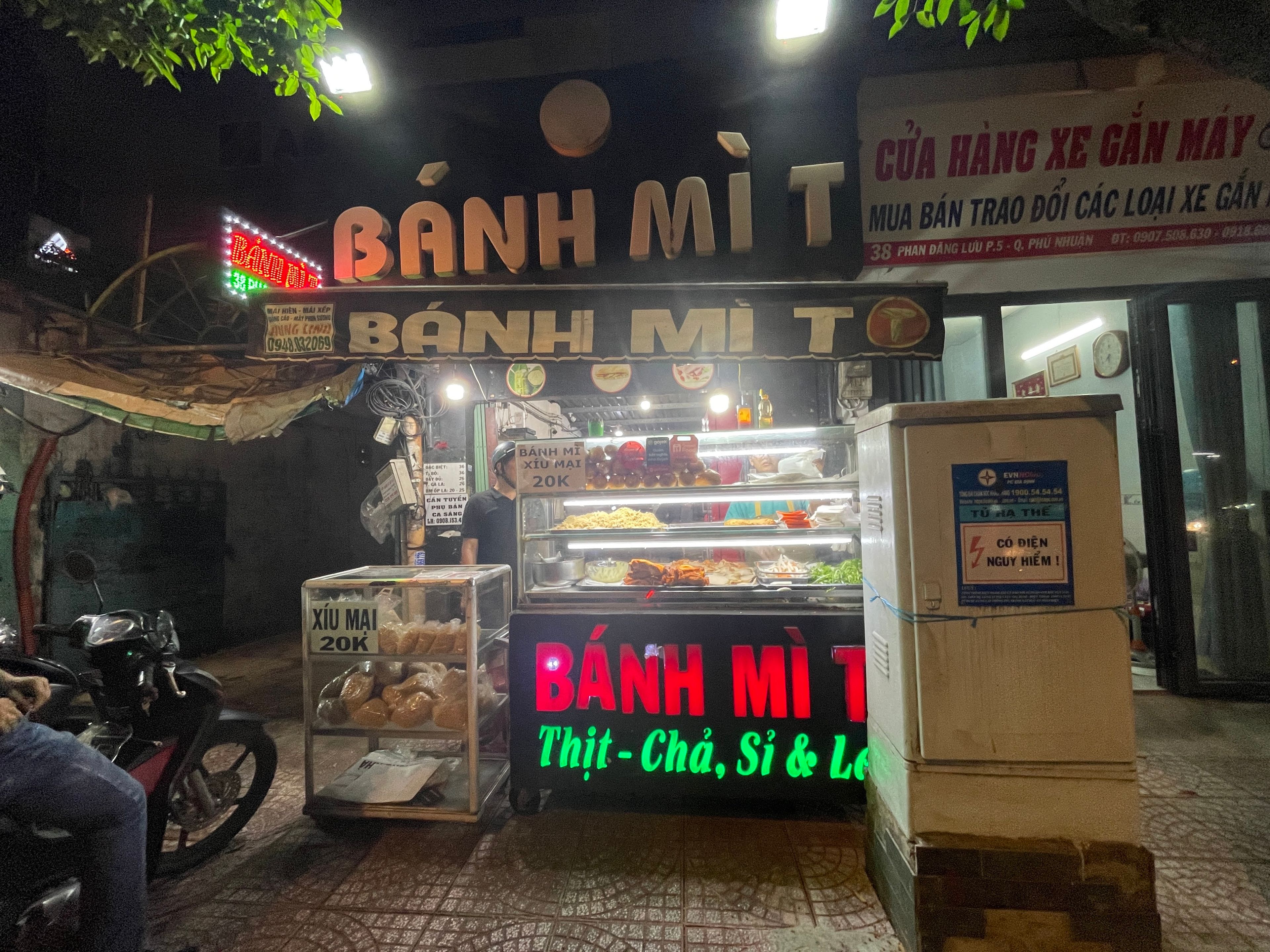 banh mi saigon hcmc