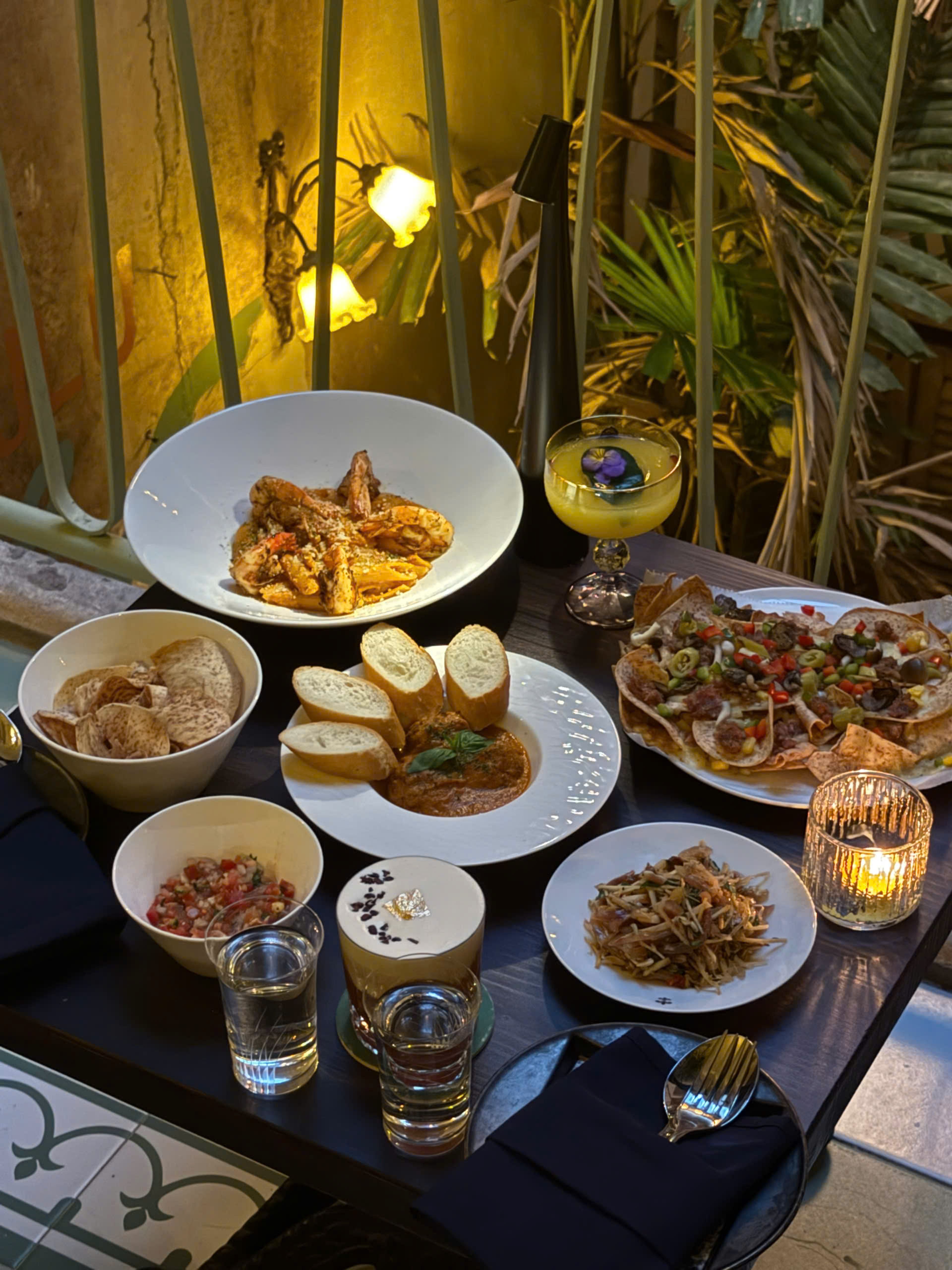 food drinks dining saigon
