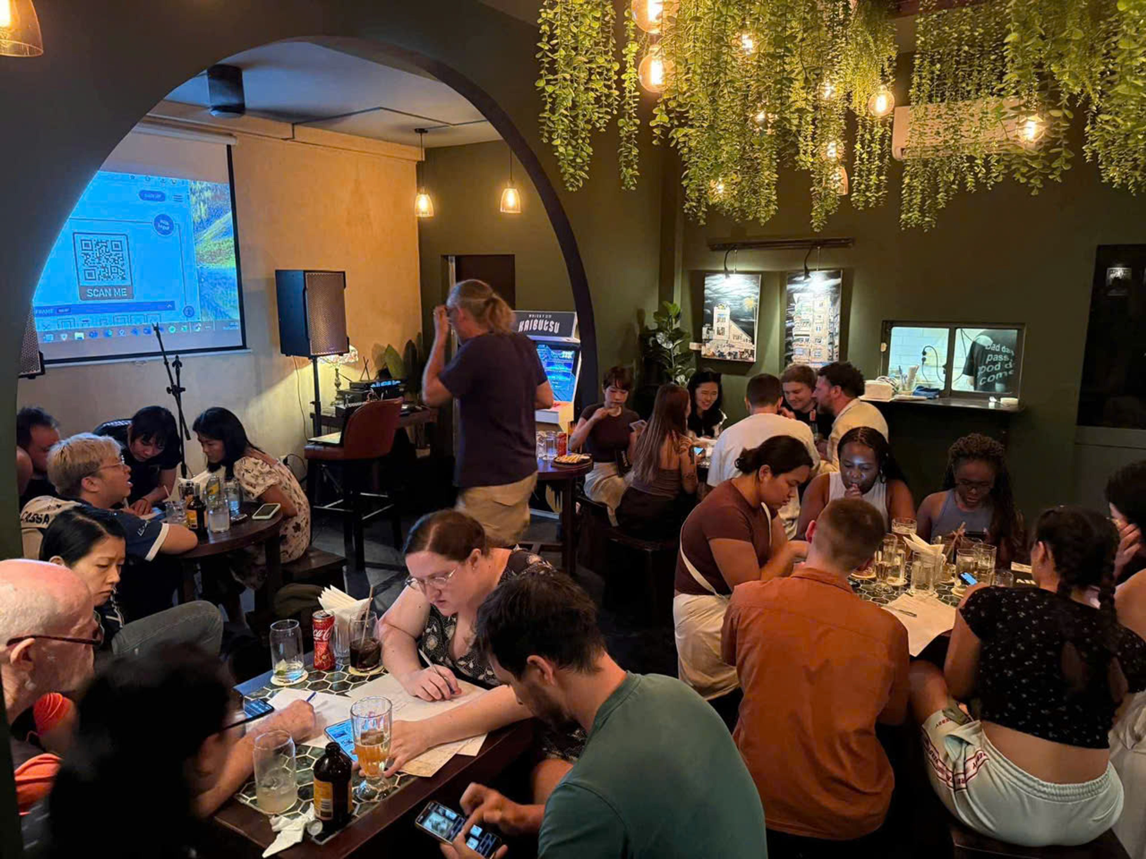 quiz night alibi saigon