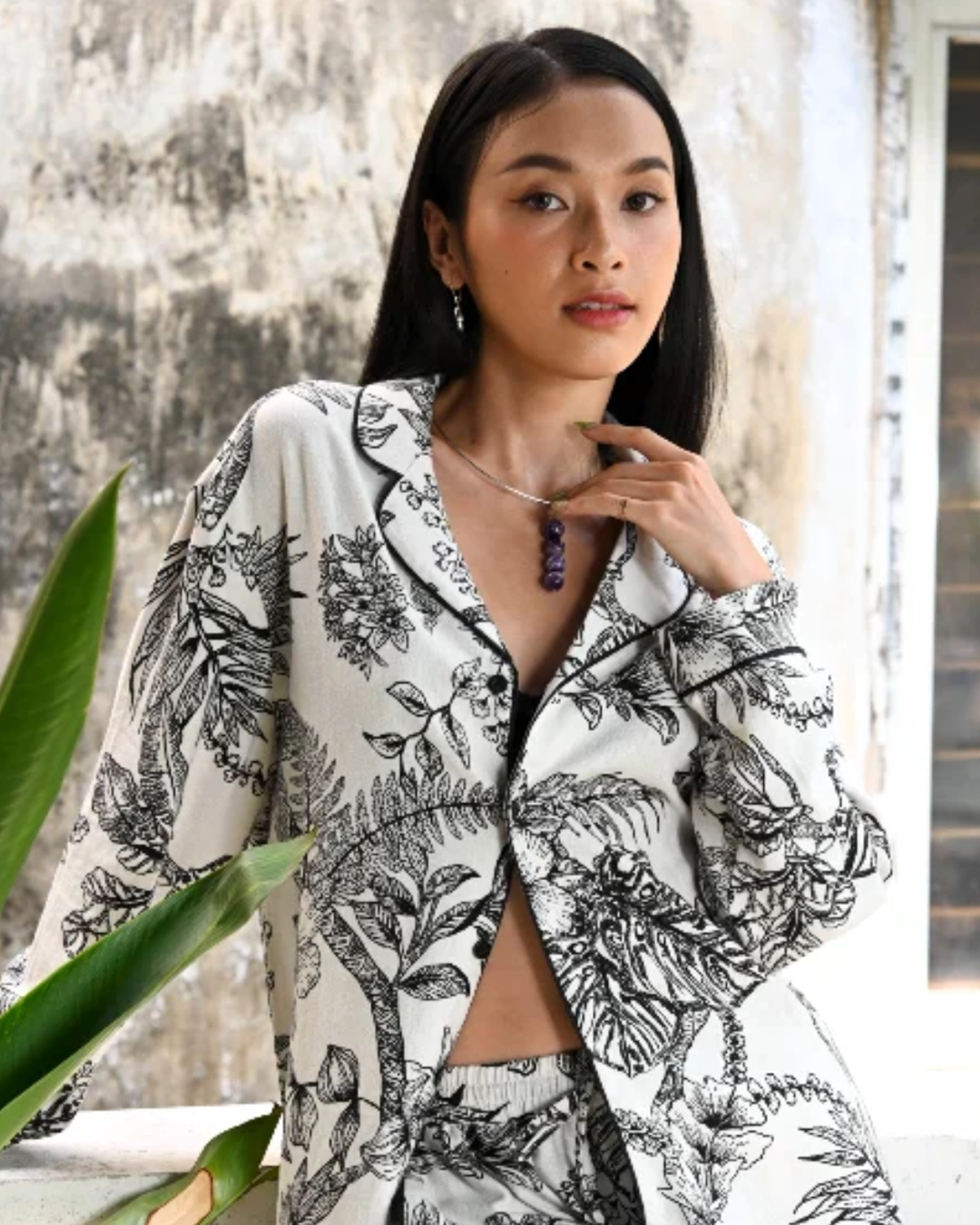 Botanic Noir Loungewear