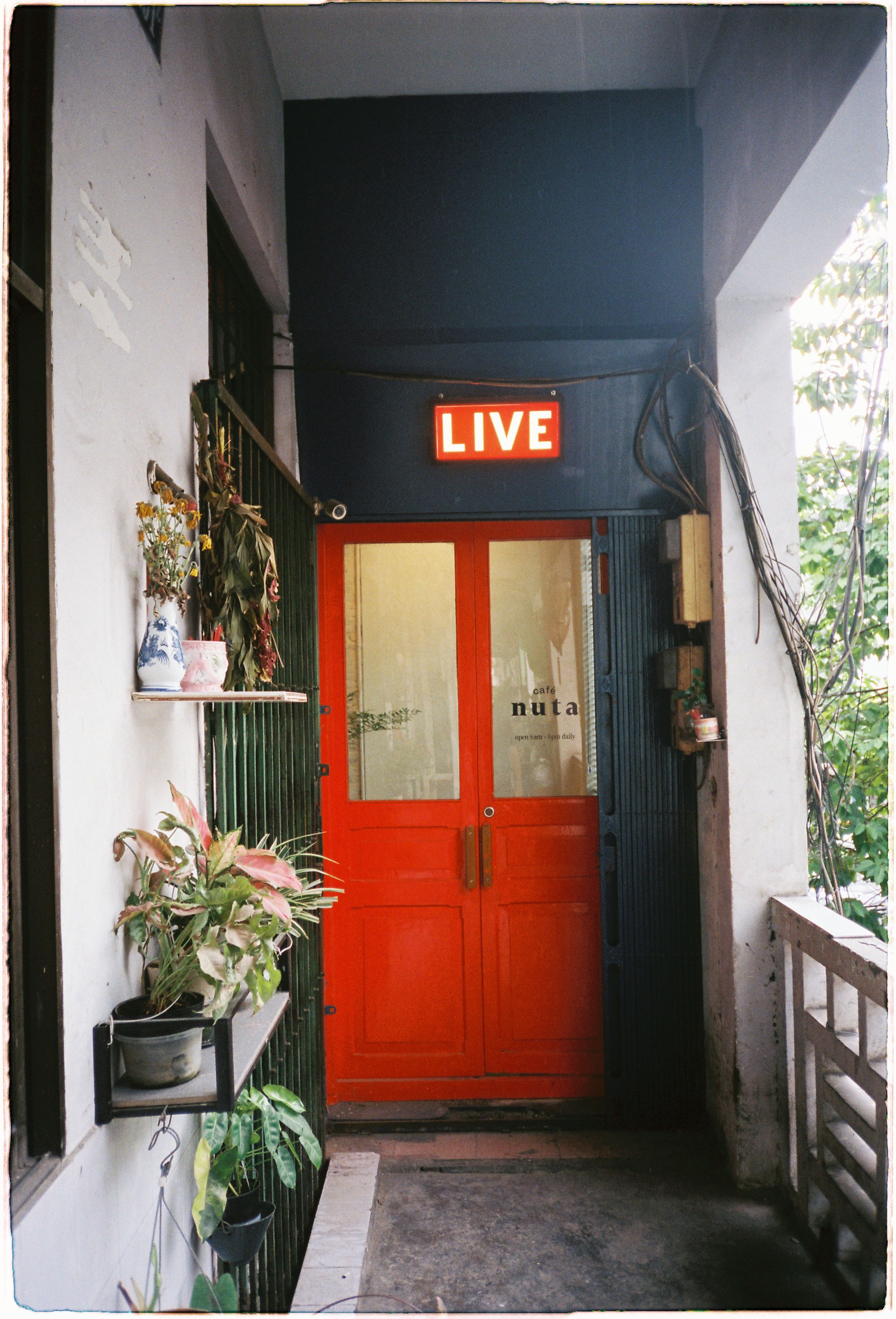 red door for Cafe Nuta