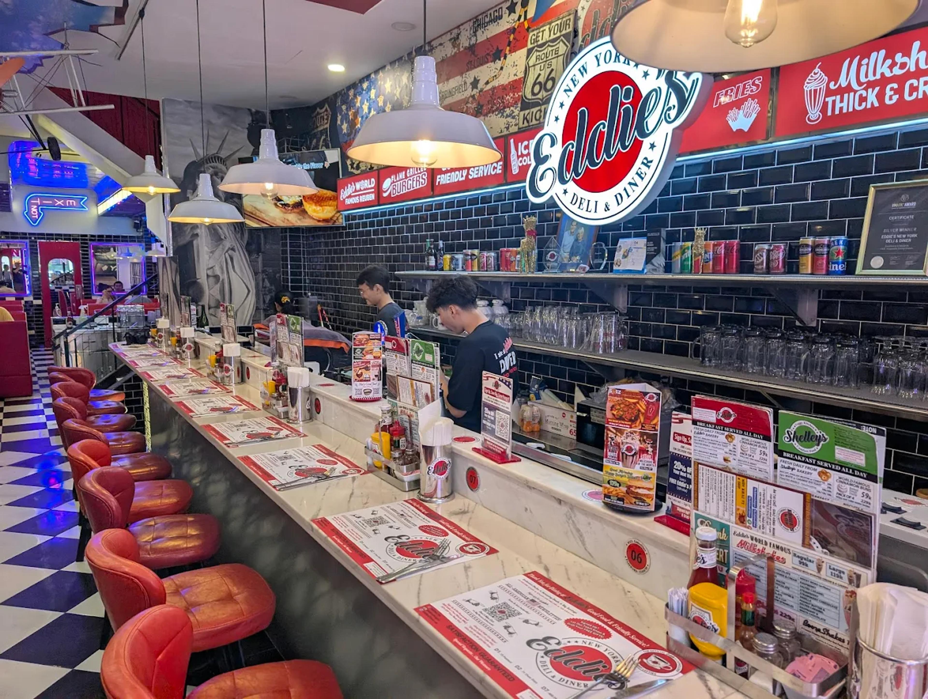 eddies burger hcmc saigon