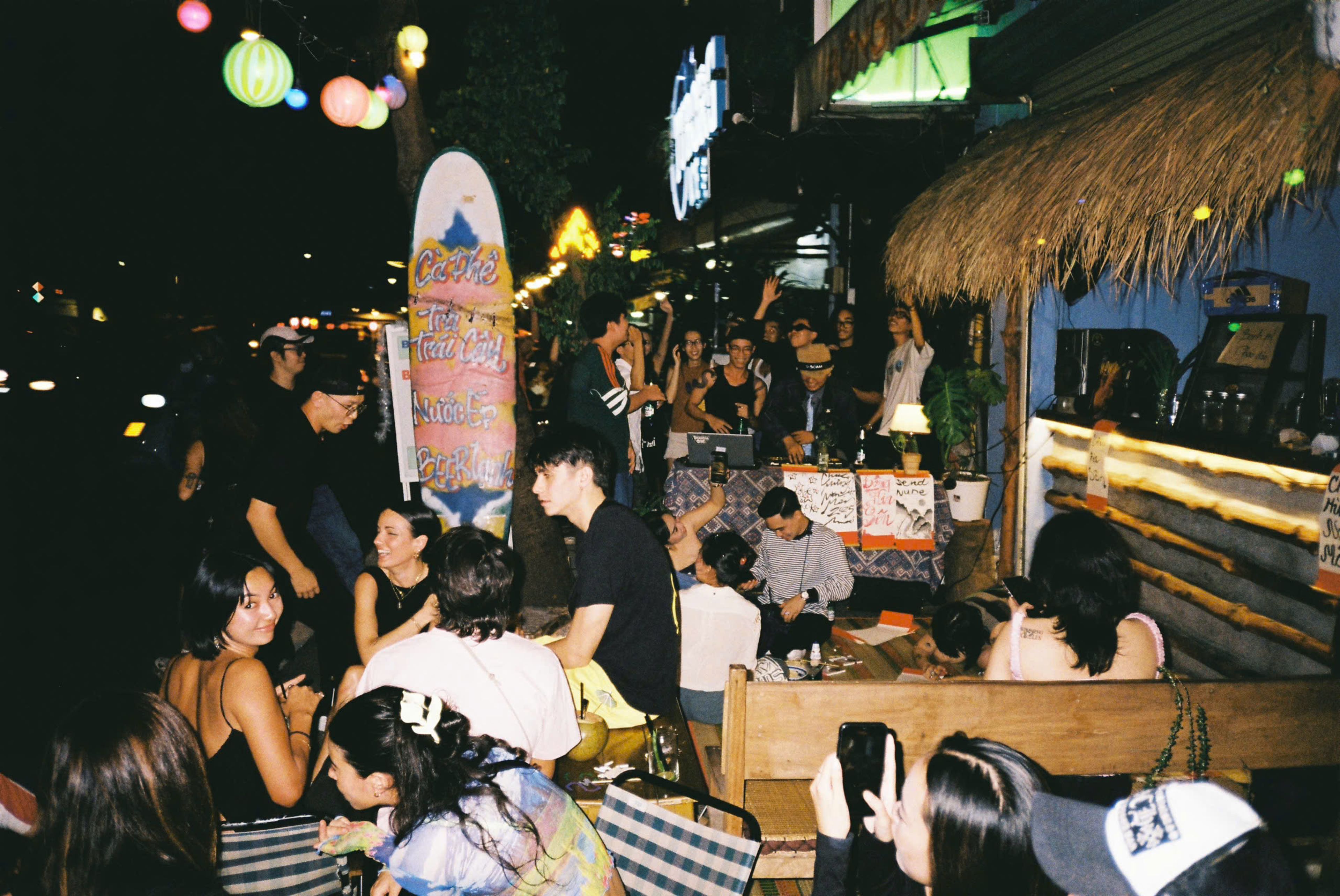 saigon bong kia sen vietnam hcmc