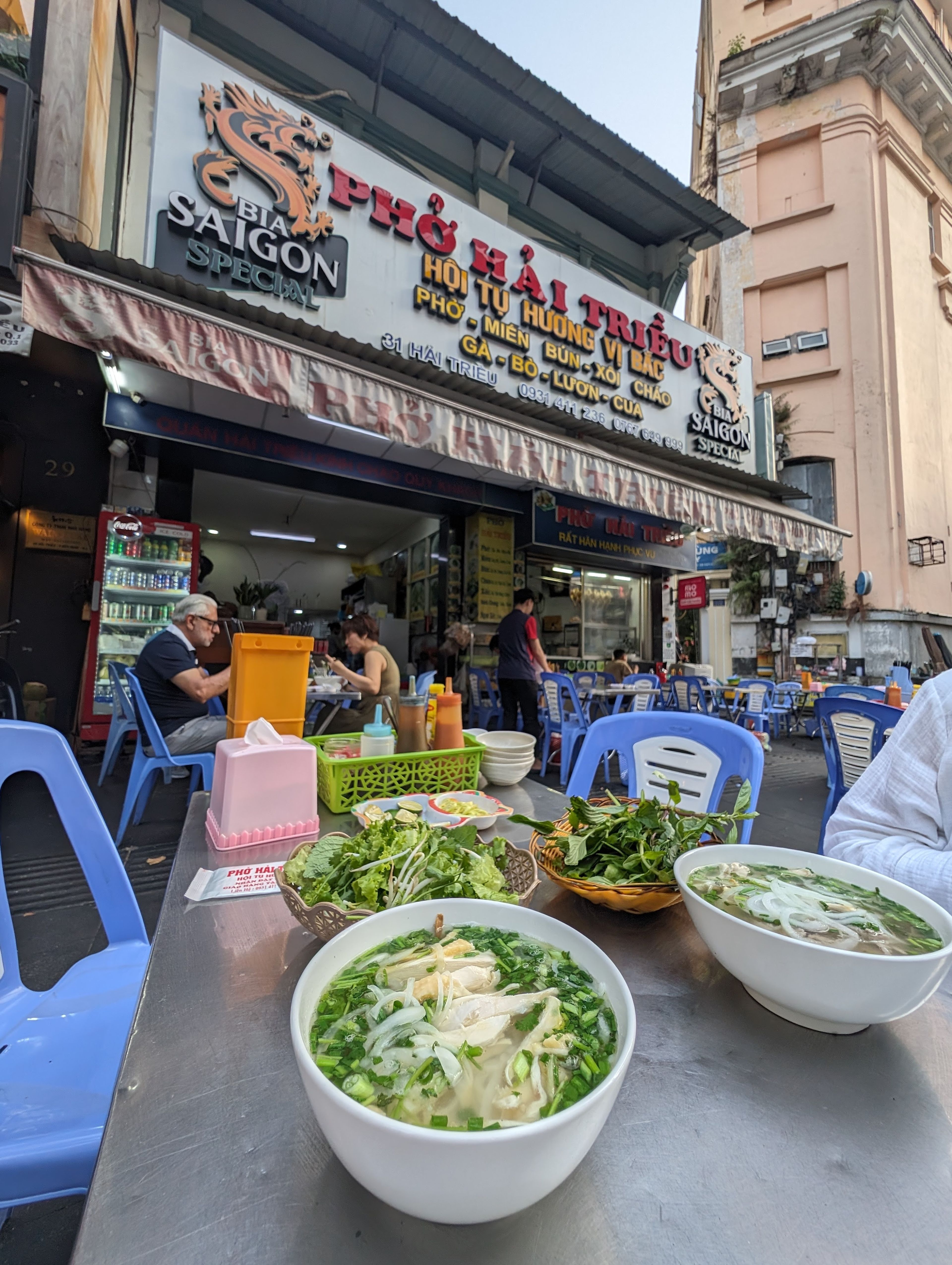 pho hai trieu hcmc saigon 