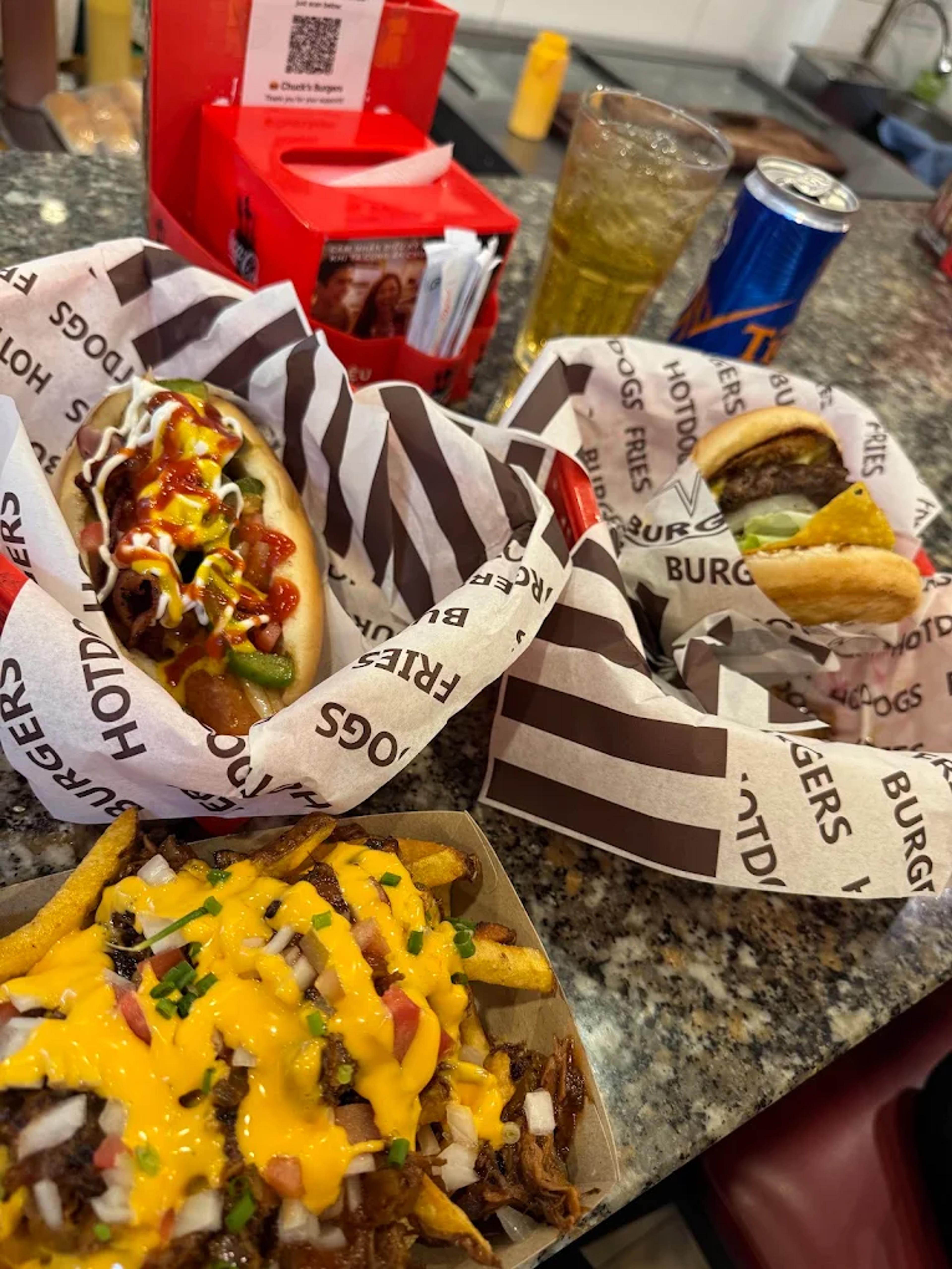 chucks smash burger hcmc saigon