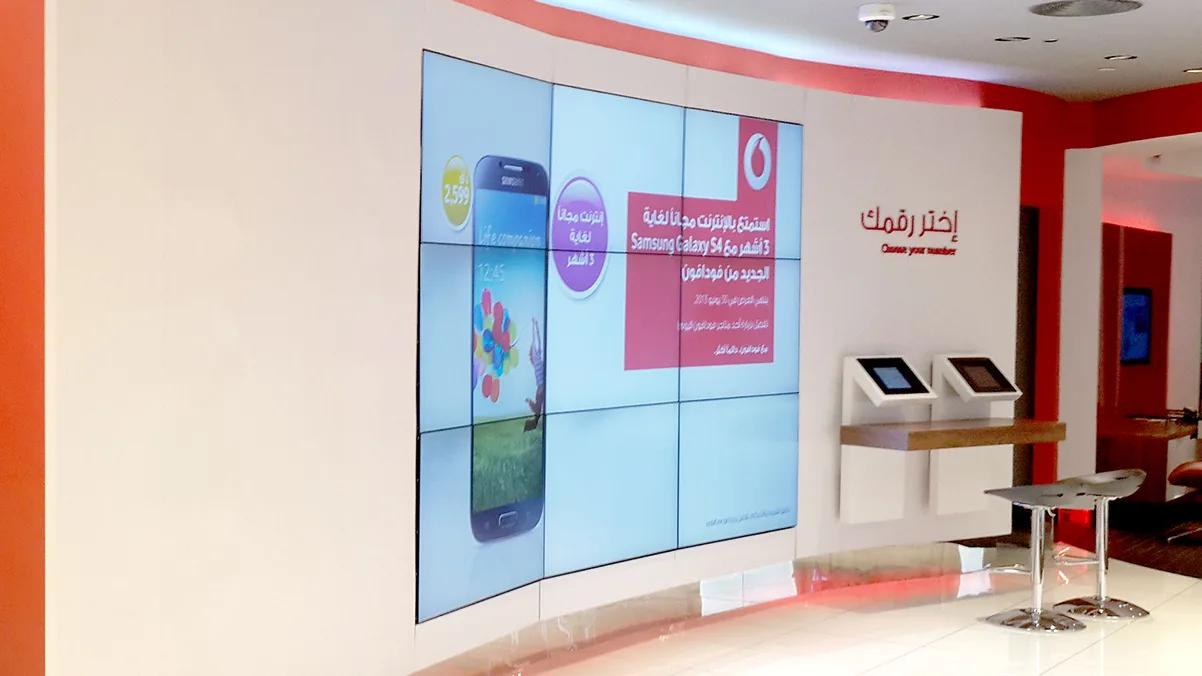 Vodafone Qatar digital signage branches