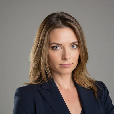 Husly Realism XL v2 - Professional Headshot