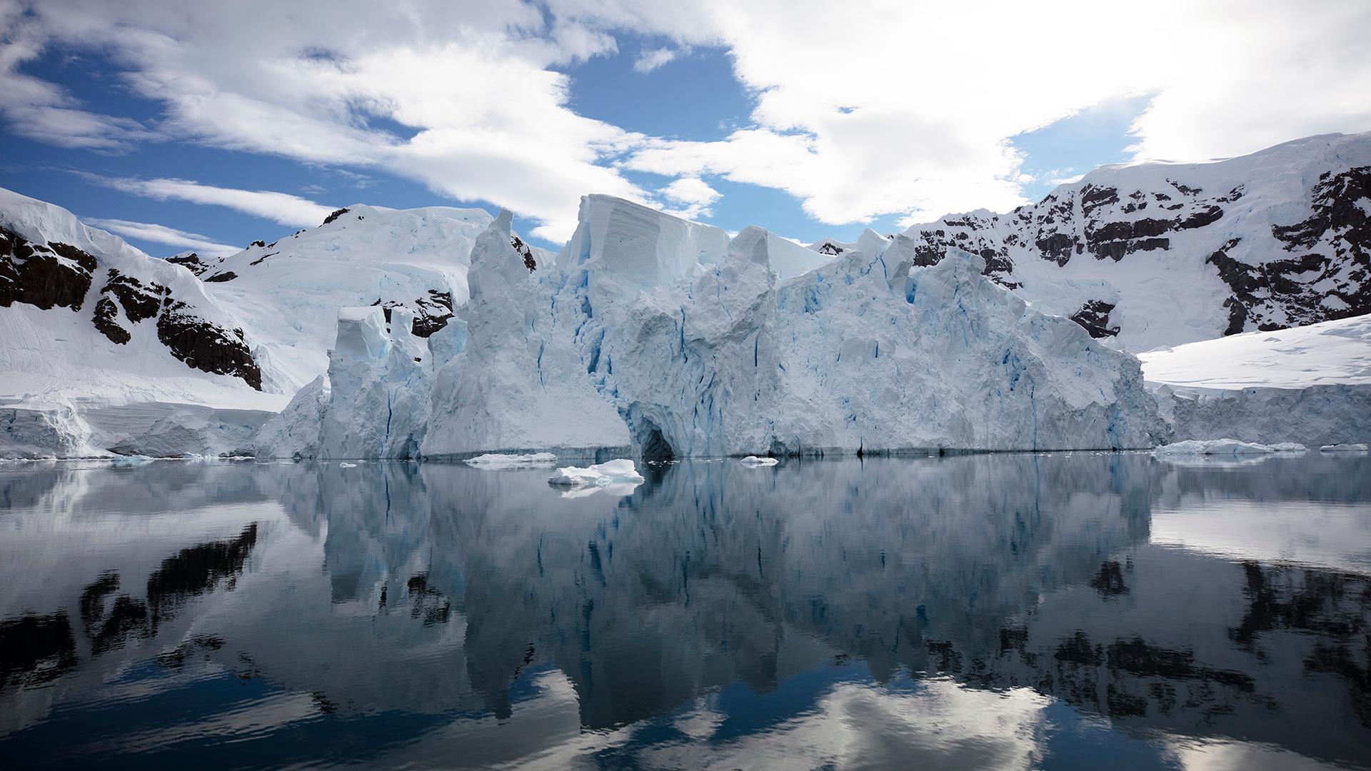 Planning to Travel to Antarctica? 11 Tips to Know Before You Go