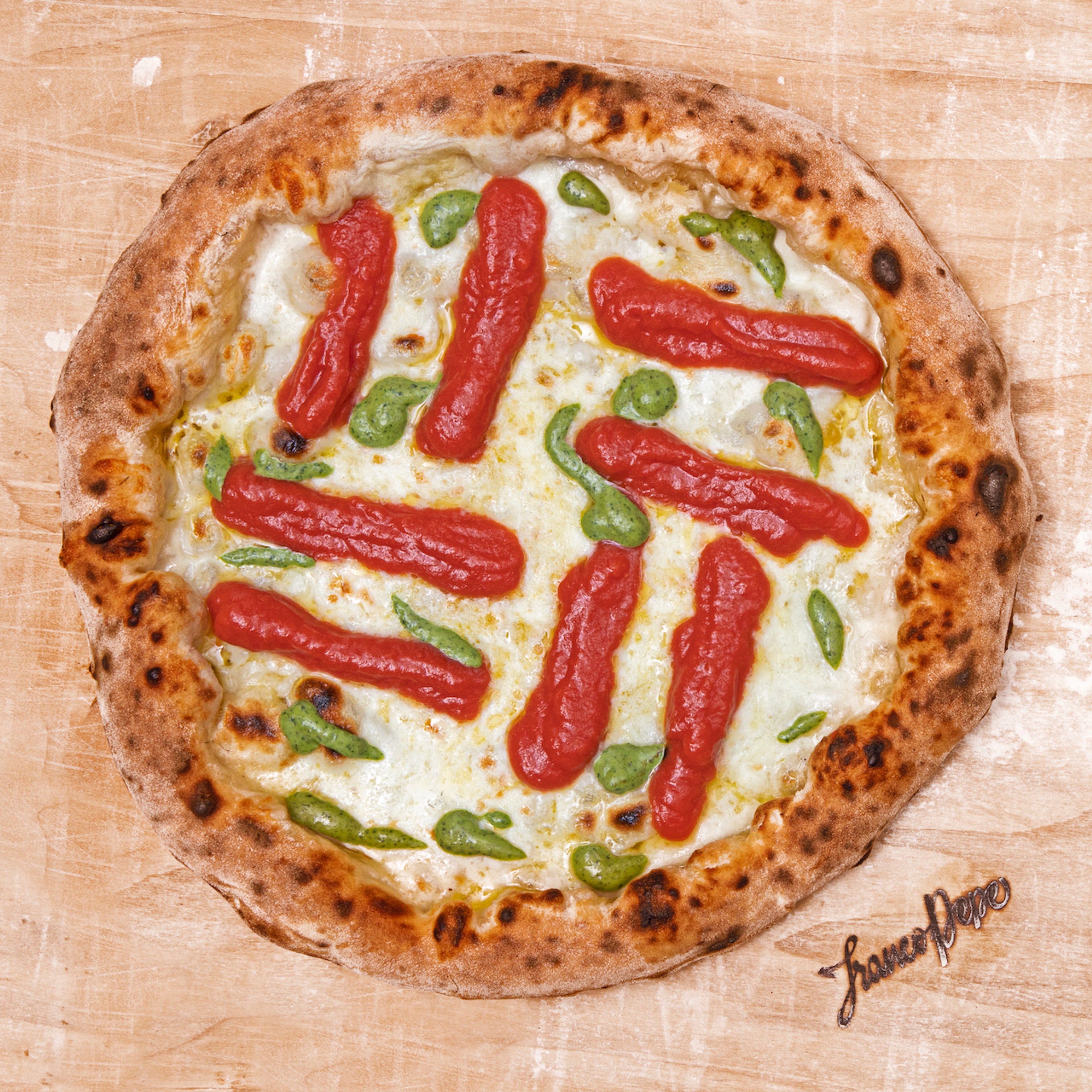 Franco Pepe's signature 'Margherita Sbagliata' pizza pie.