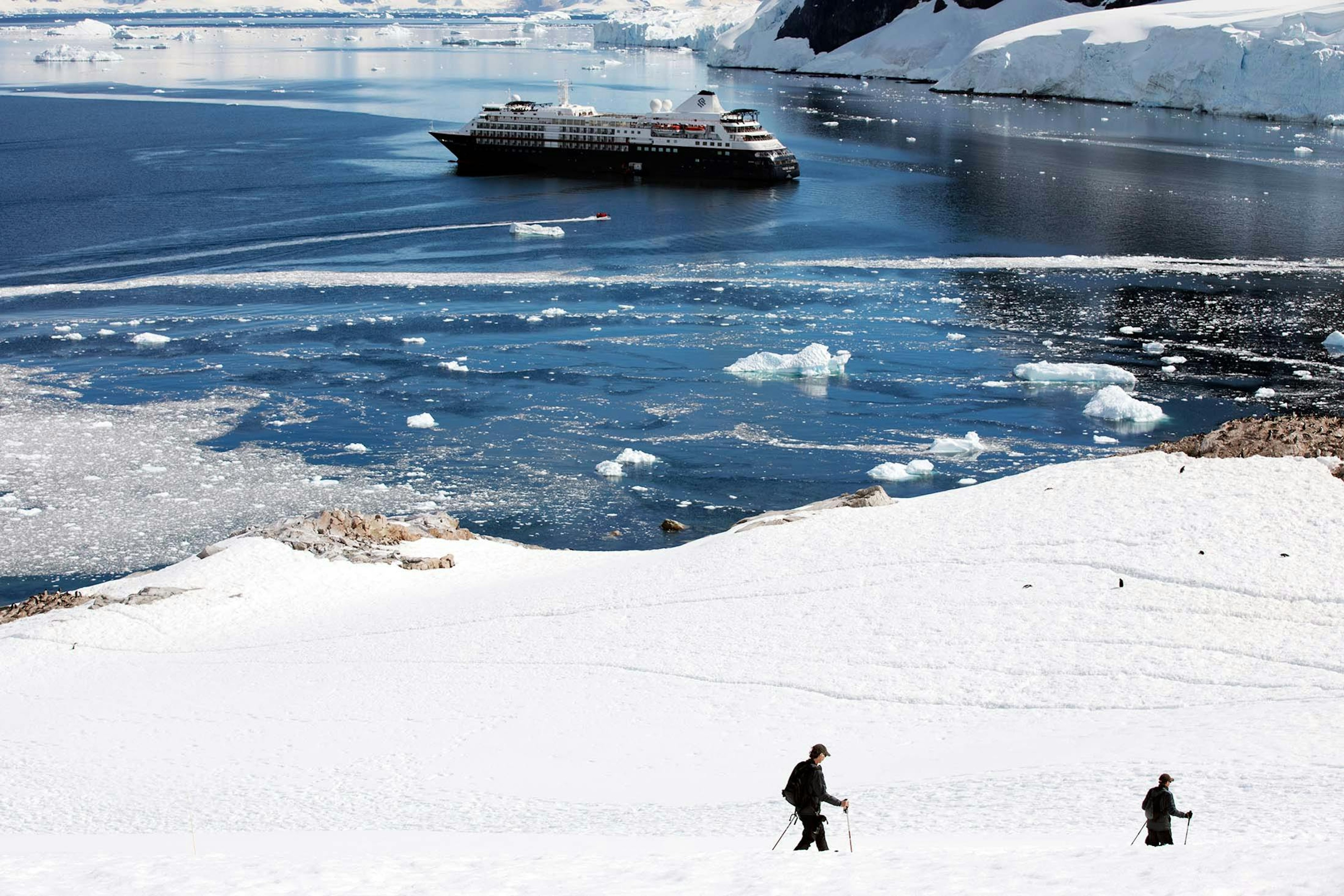 Silversea guests explore Neko Harbour from Silver Cloud./Lucia Griggi