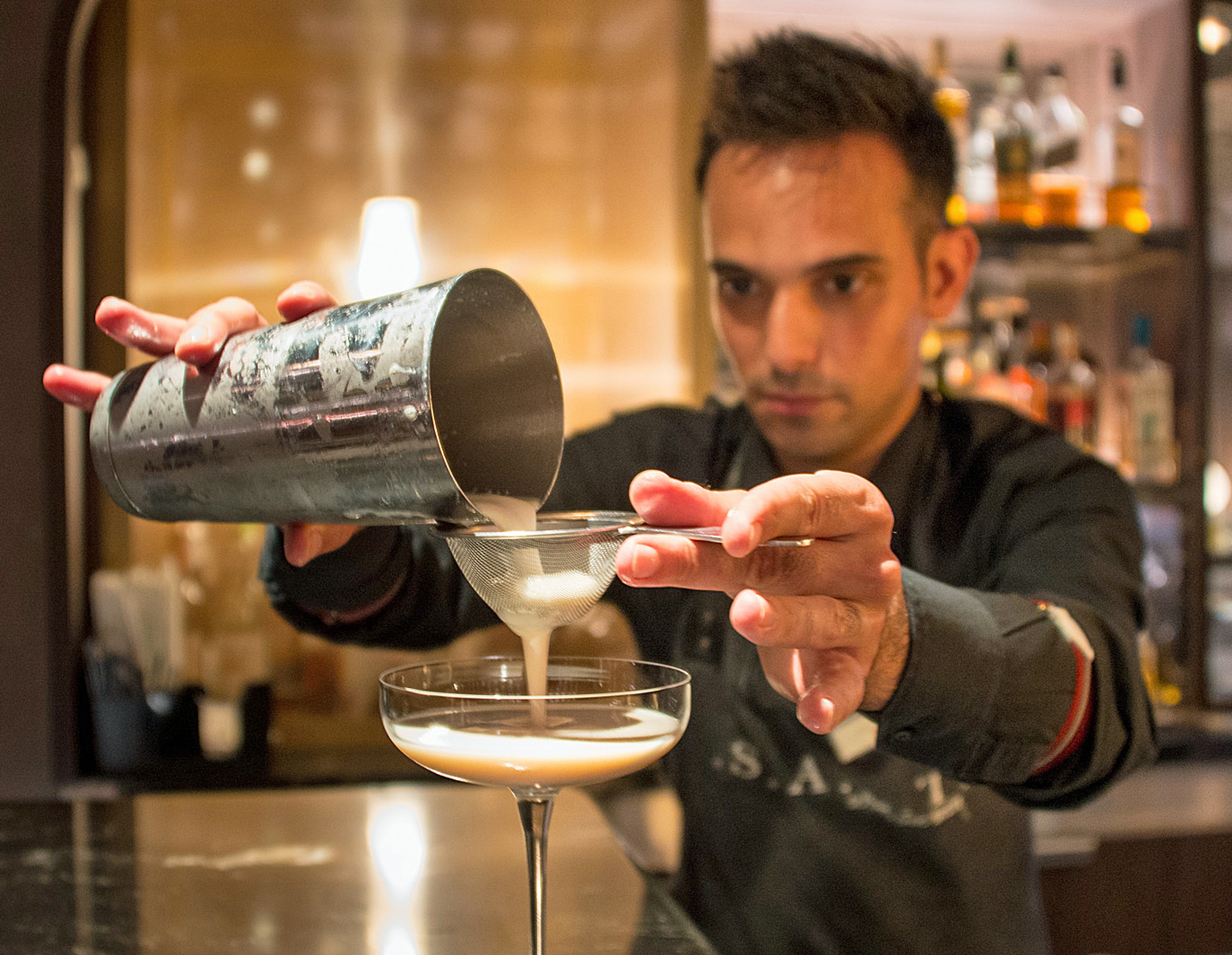 In Silversea’s S.A.L.T. Bar, guests may sample cocktails that reflect the region where they’re sailing./Photo by David Swanson