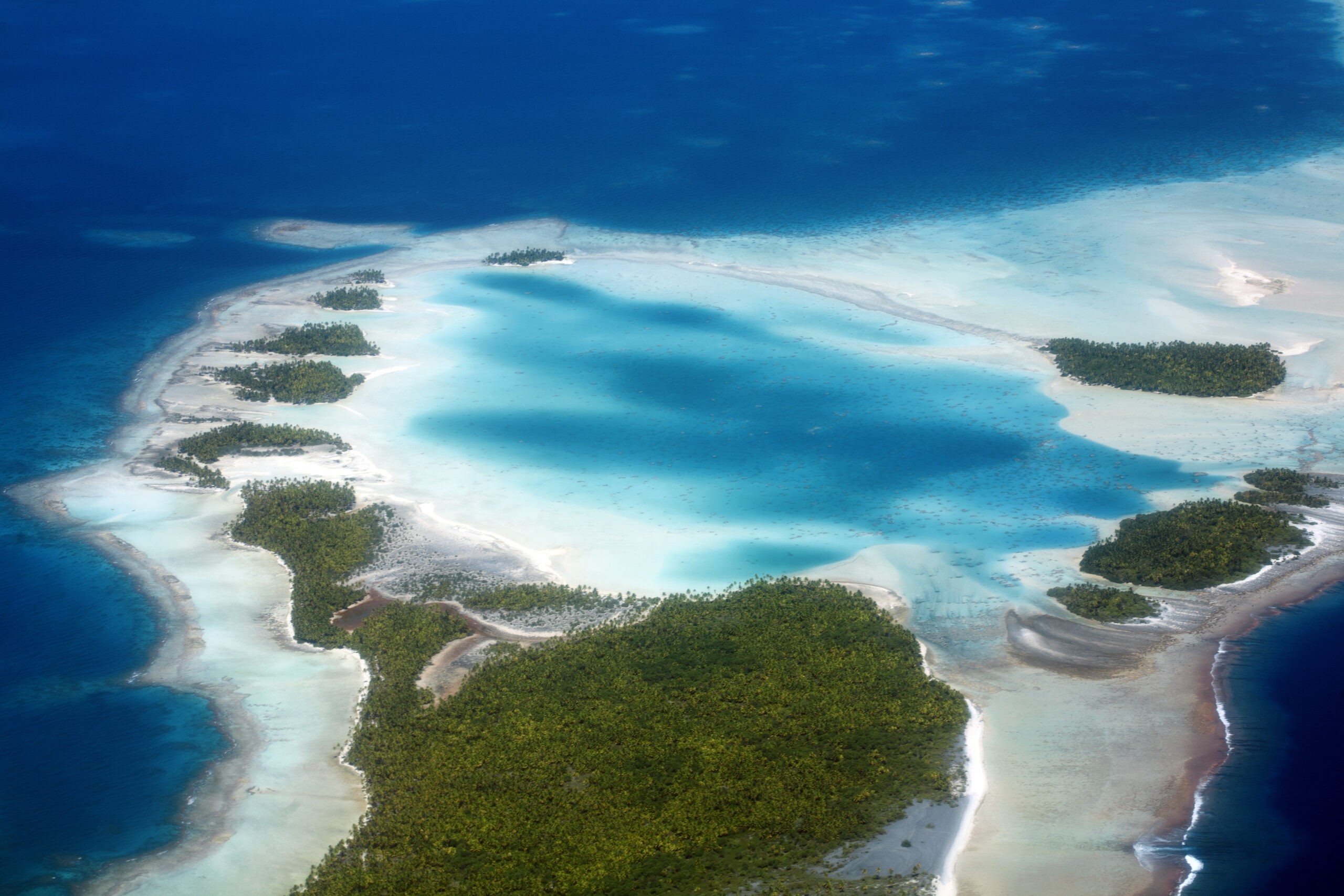 A view of Rangiroa from above./Shutterstock