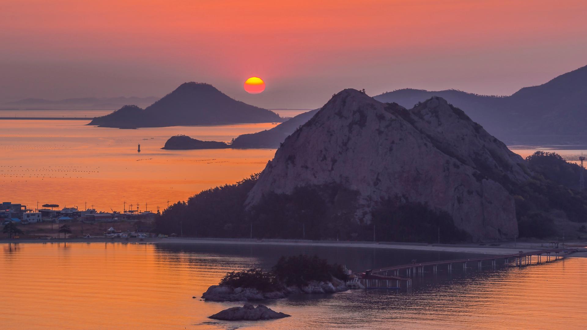 In South Korea, Love and Loss Redefine the Meaning of Home