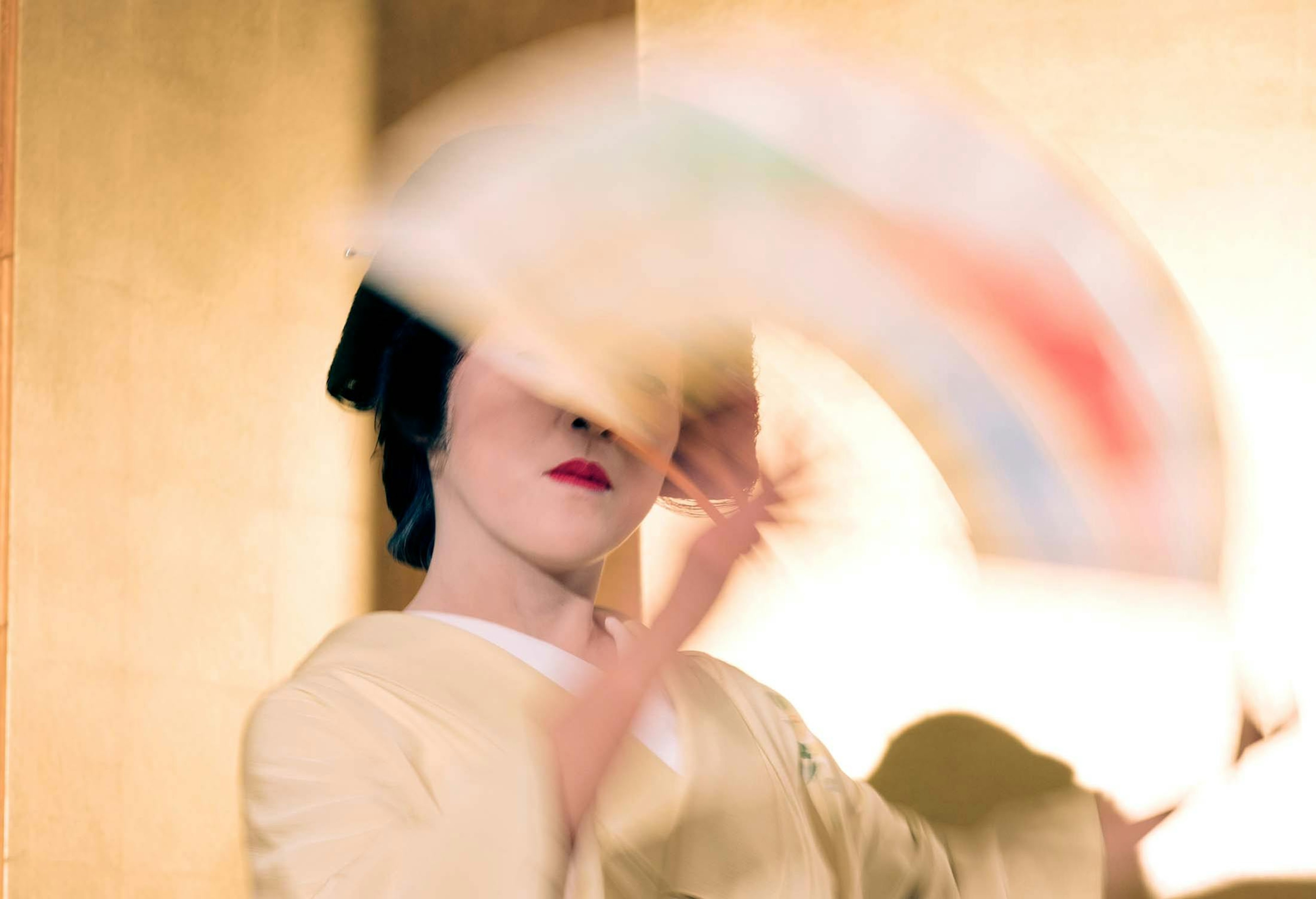 A performing geisha in Kanazawa, Japan./Lucia Griggi
