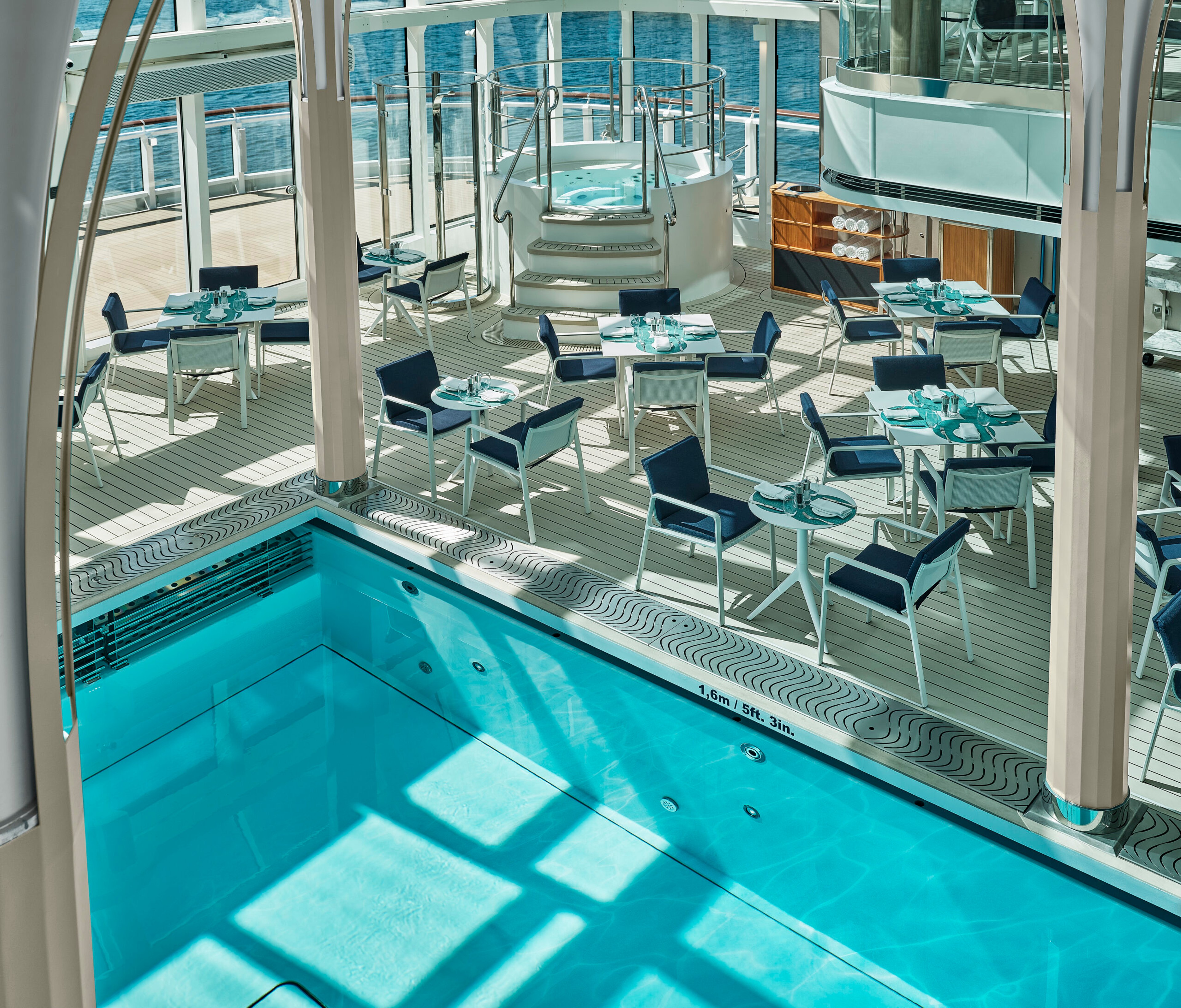 The Grill, Silver Endeavour