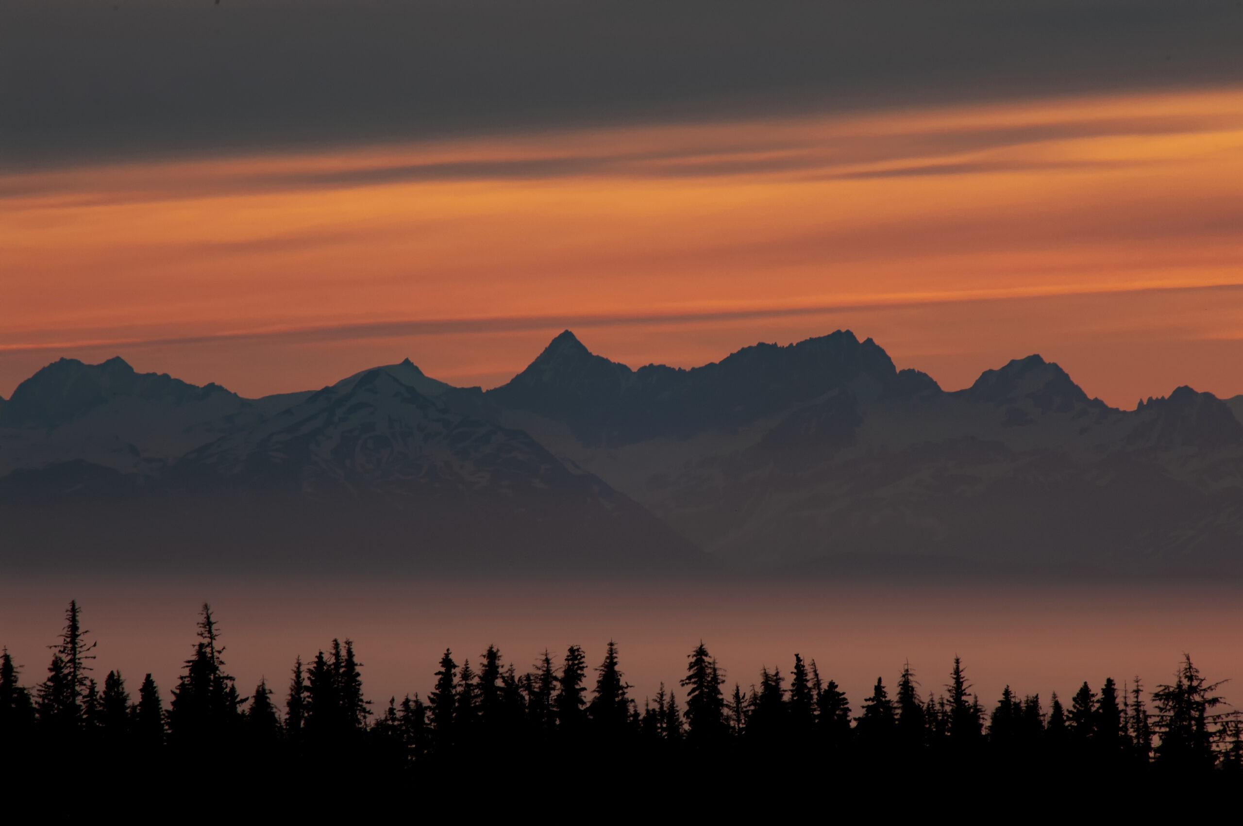 Midnight sun at Kachemak Bay and Cook Inlet in Alaska./Shutterstock