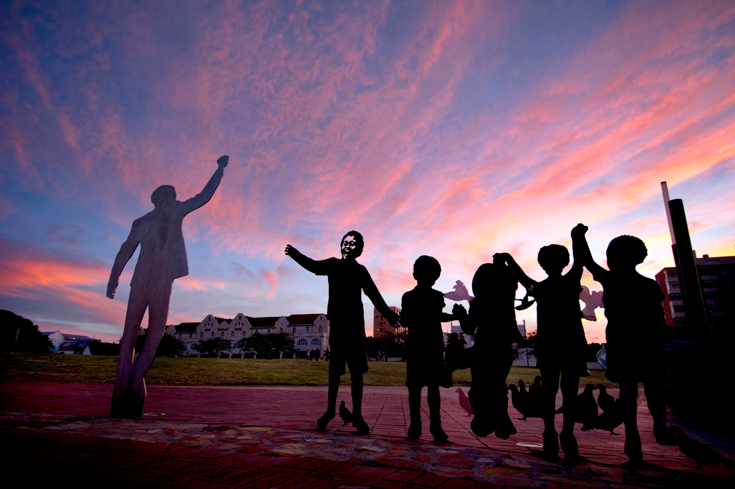 Mandela and the Children, part of the Route 67 art installations honoring the legacy of Nelson Mandela./Shutterstock