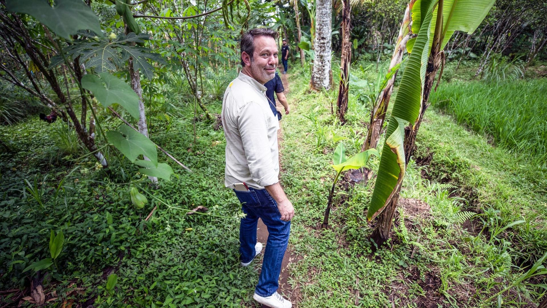 On the Culinary Trail with Adam Sachs: Exploring Traditional Food with S.A.L.T.