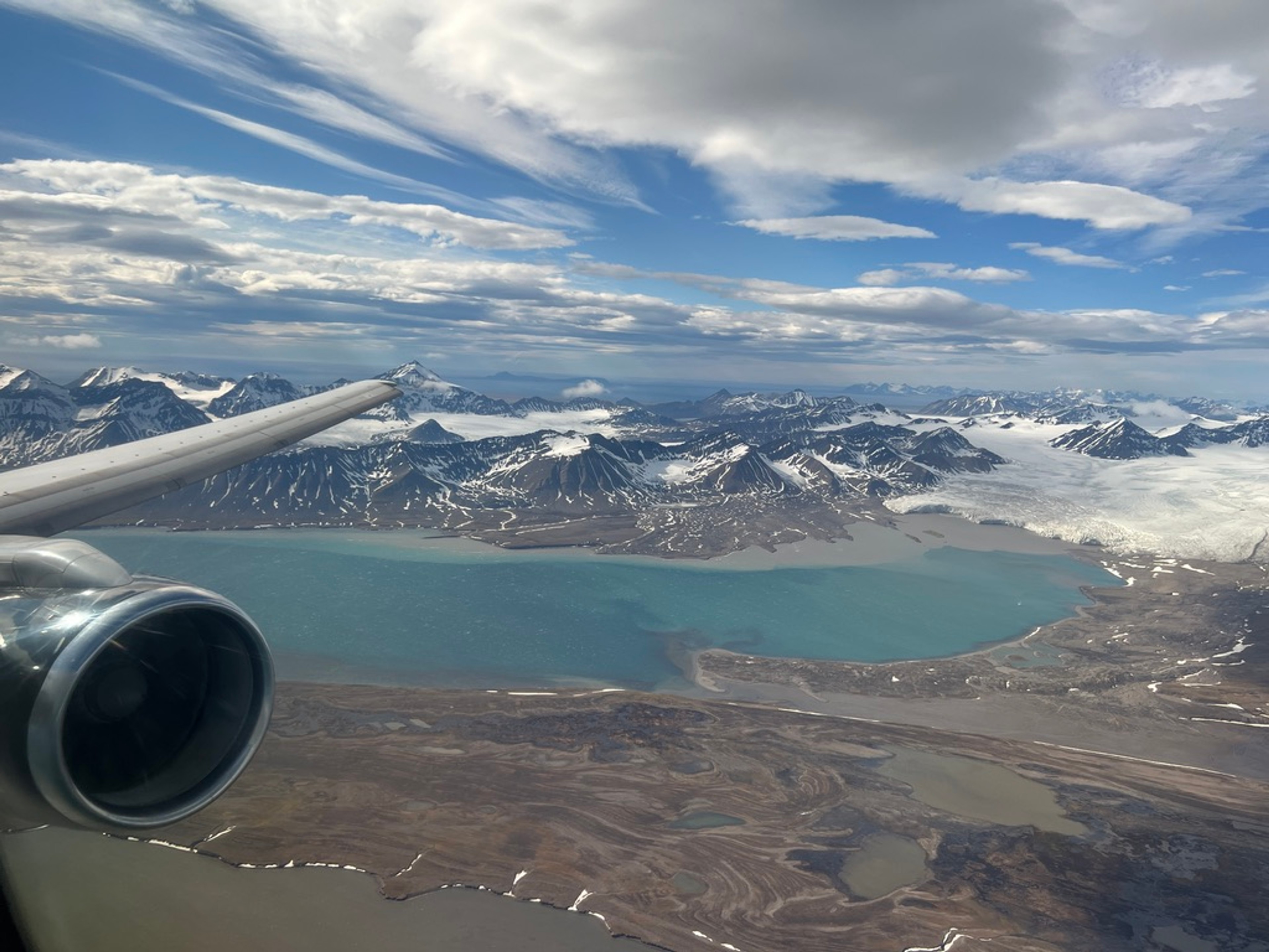 Flying in to Arctic Svalbard/Photo by Andreas Nuessel for Silversea