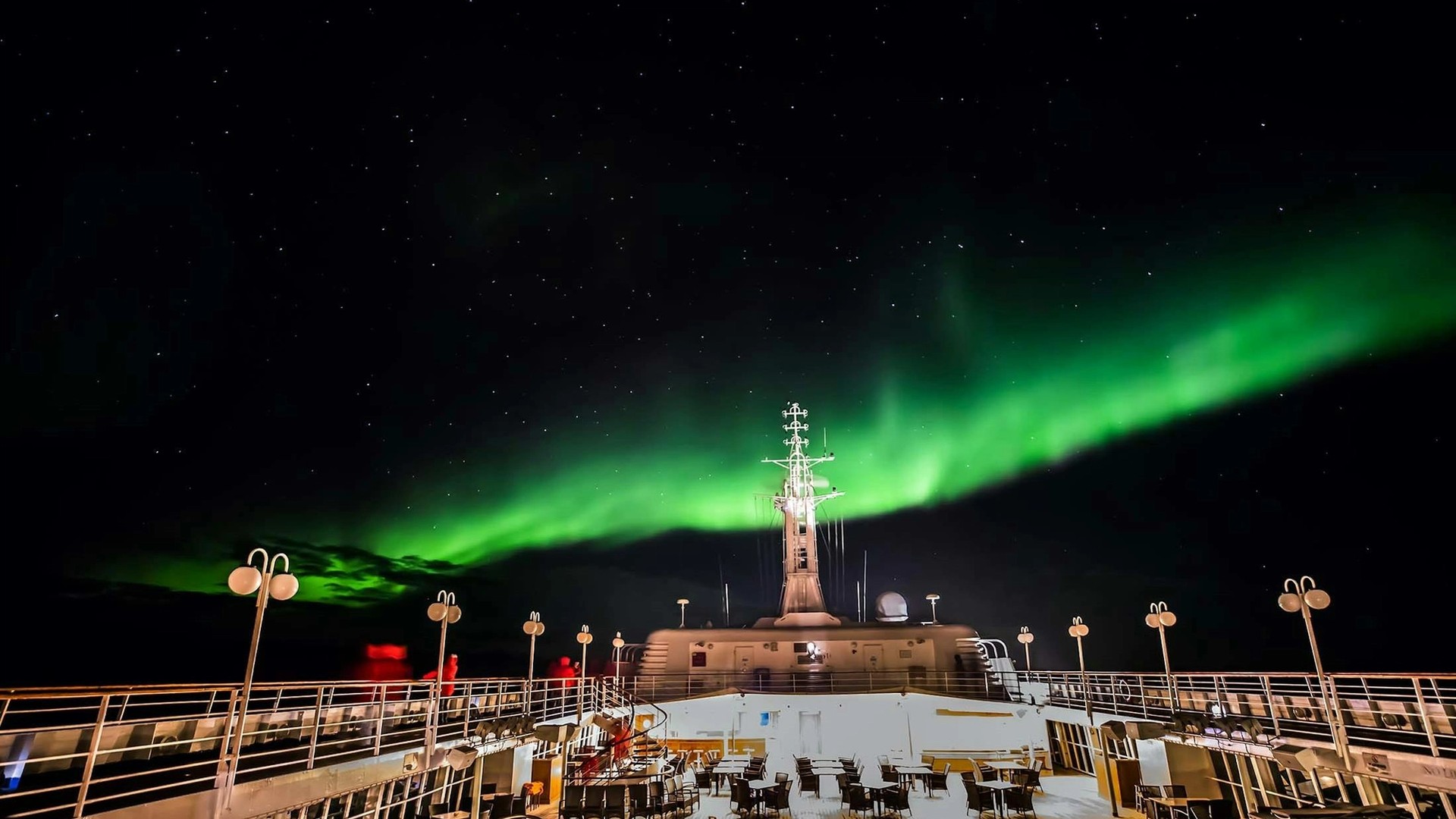 Natural Wonders: Unveiling the Science Behind the Northern Lights