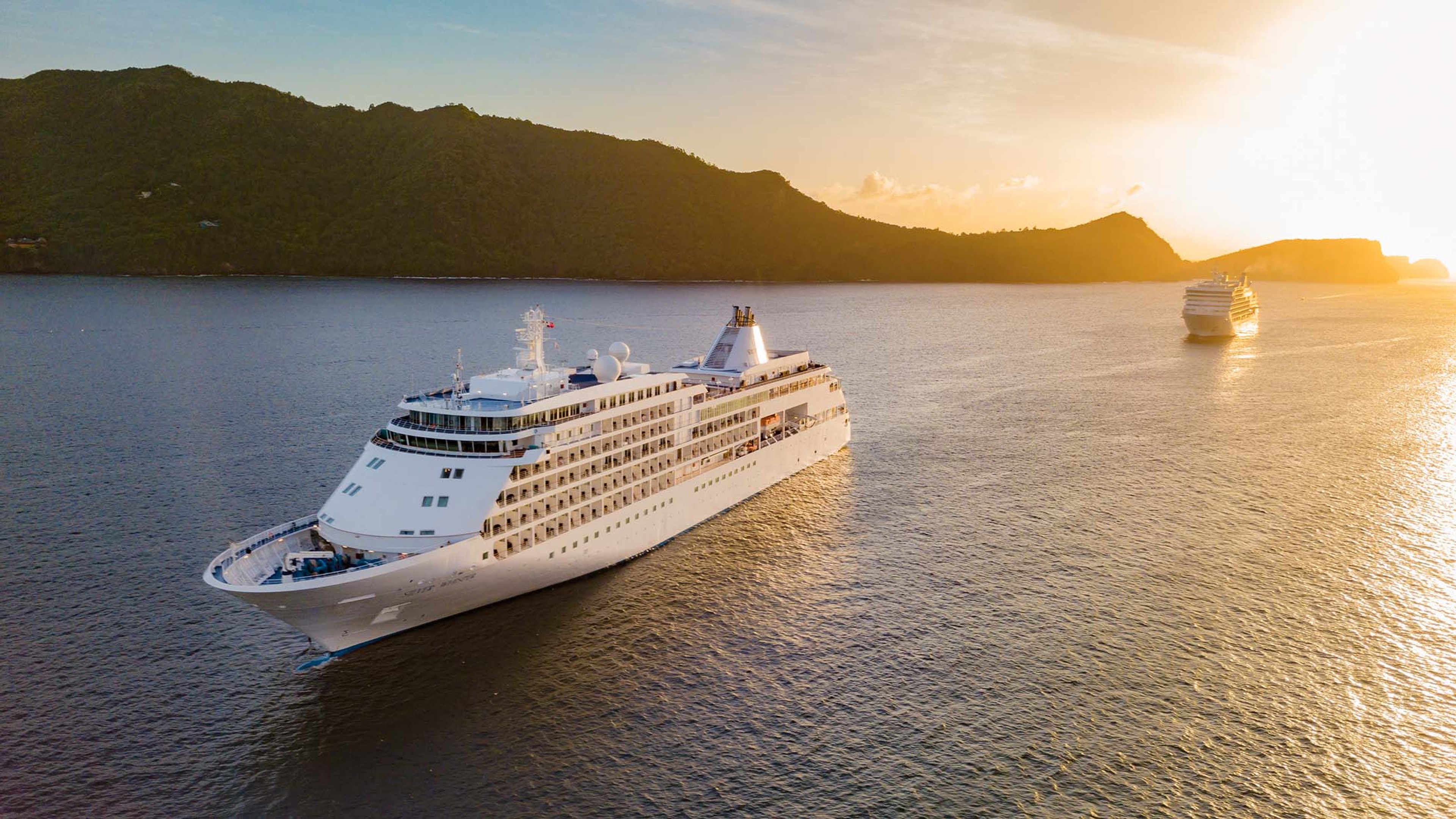 Silver Whisper, our gateway to the island of Nevis./Levi Biteng
