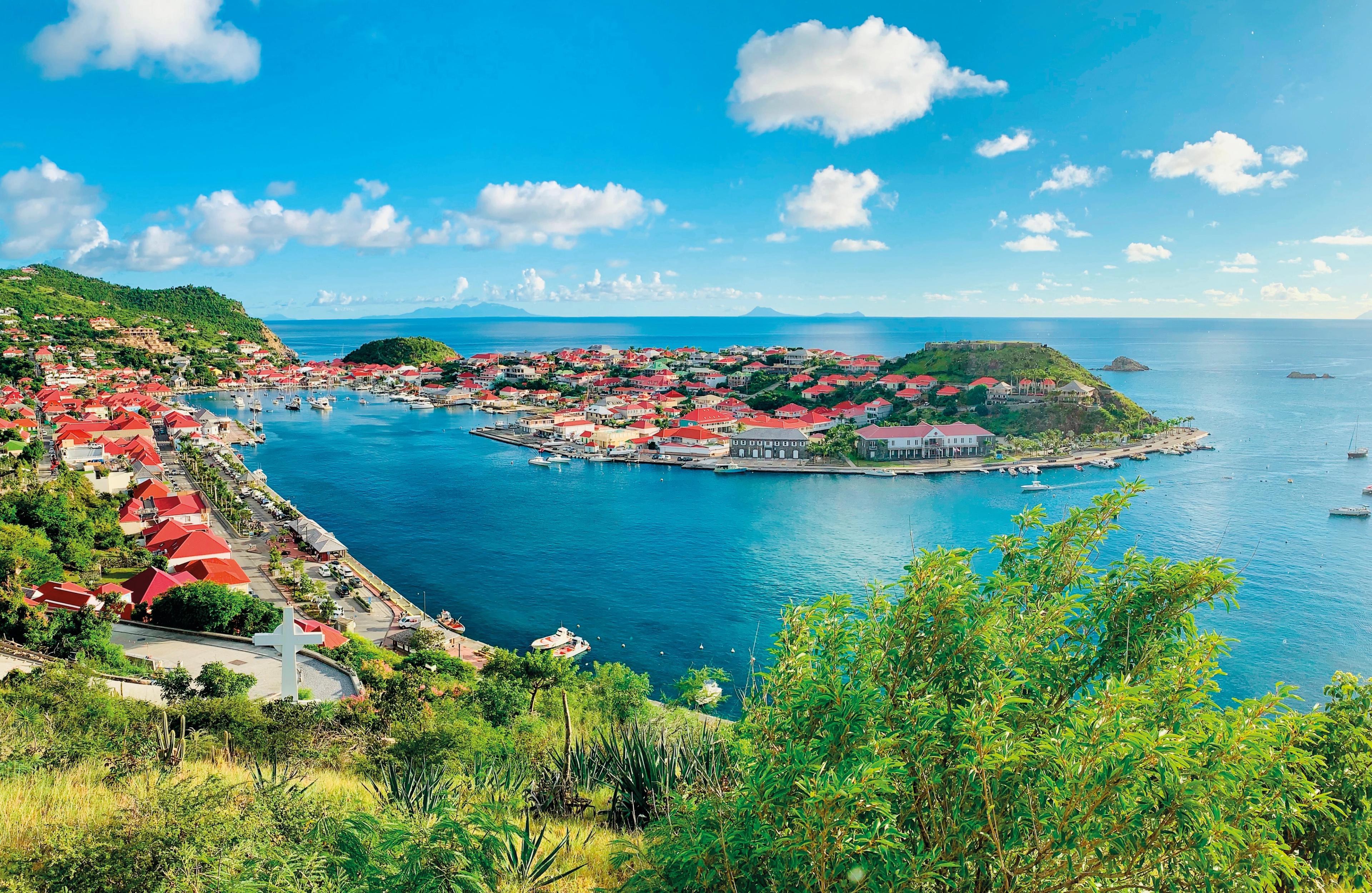 Best Things to Do in St. Barts: From Chic Beaches to Caribbean Adventure