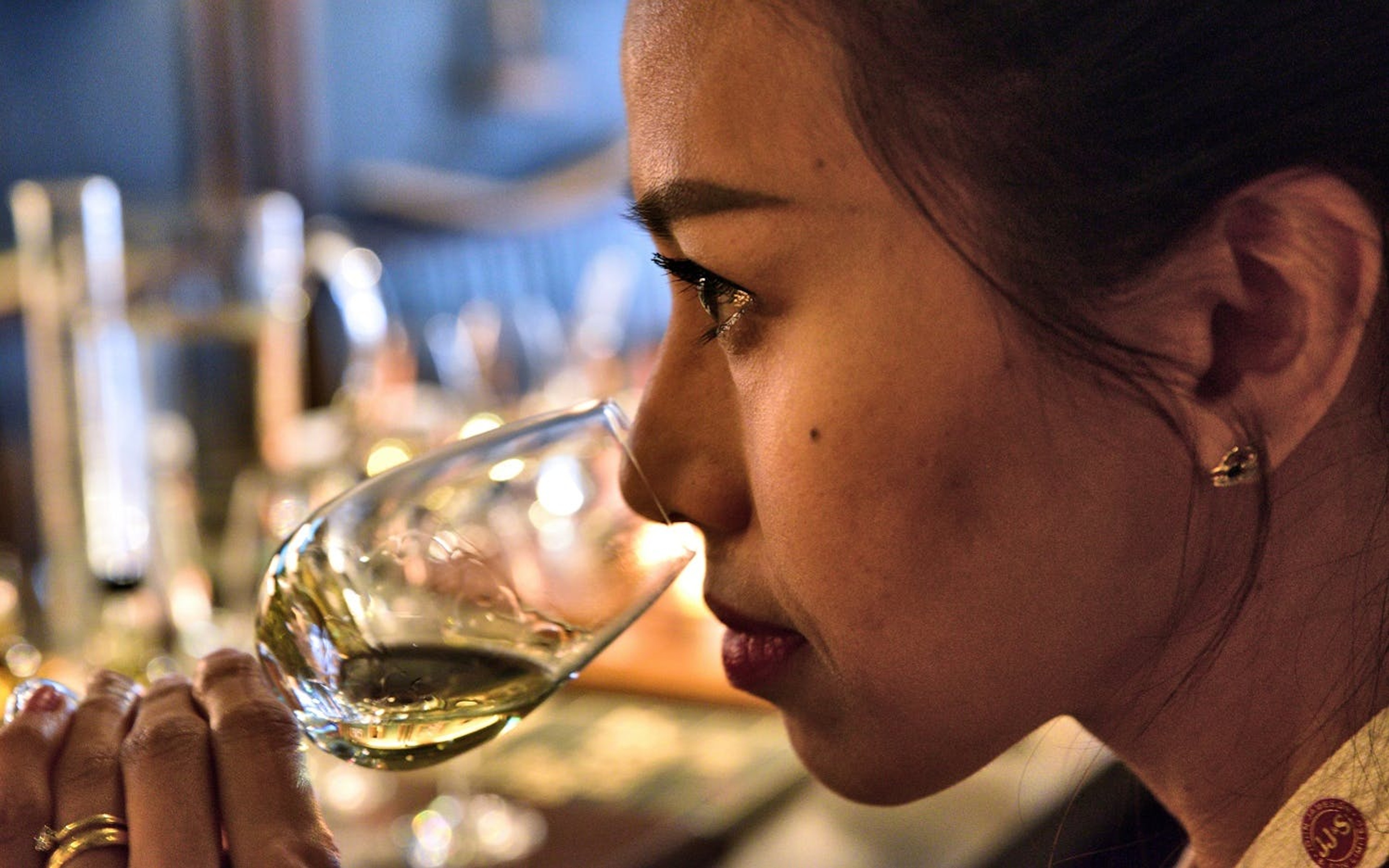 The unique scents of different Irish whiskeys are appreciated by whiskey connoisseurs./Ronan O'Connell