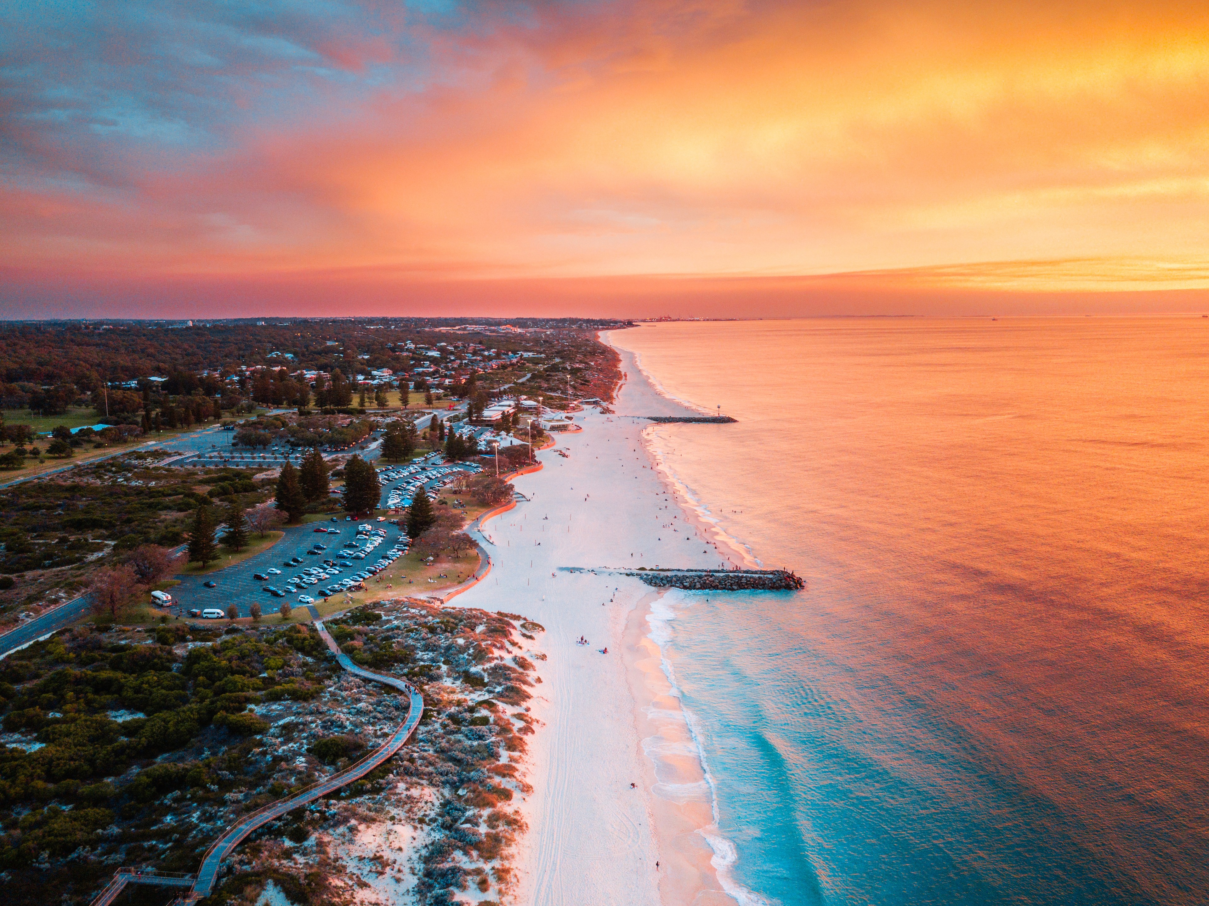 Perth's City Beach/Tourism Australia