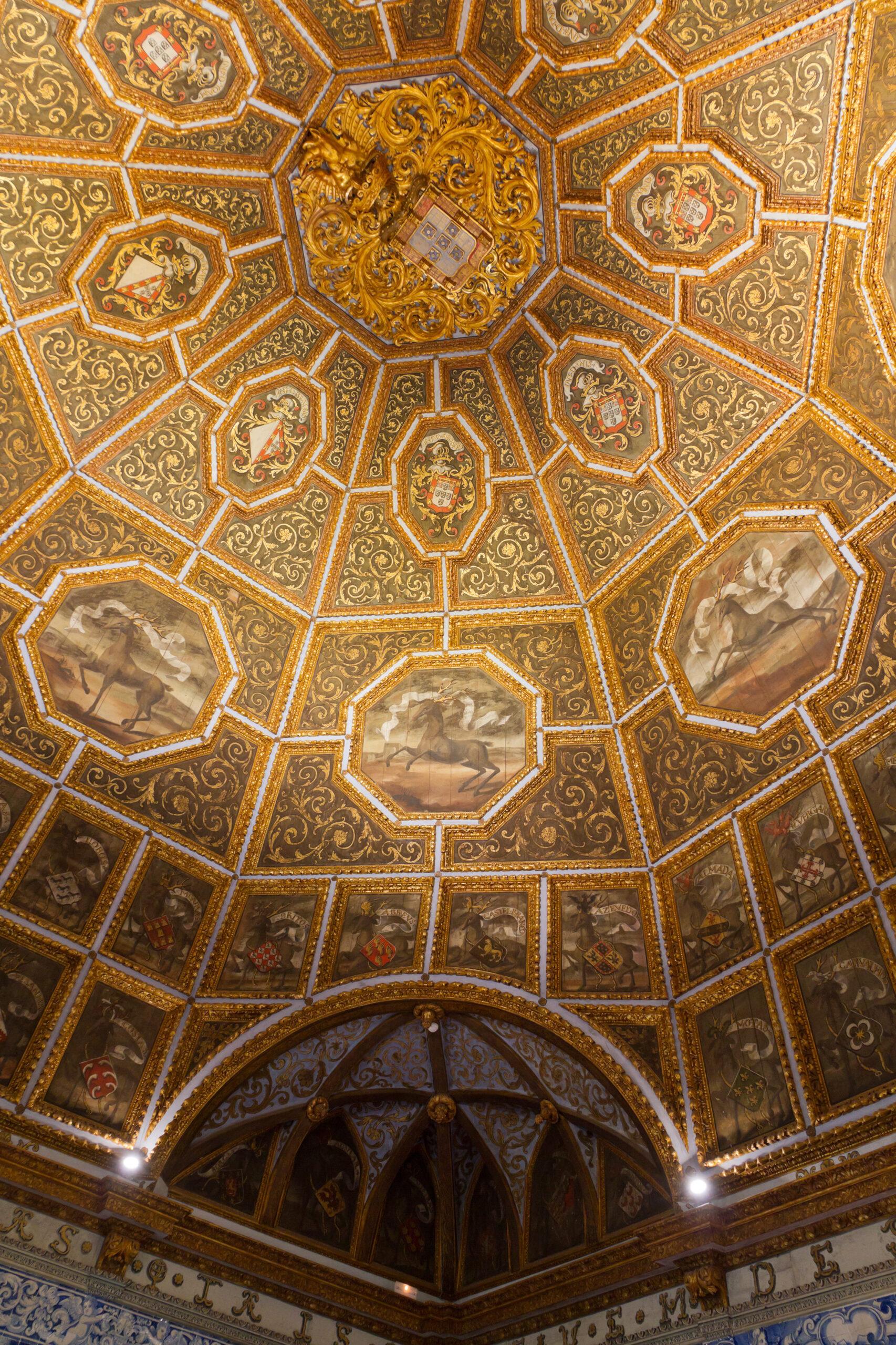 Knights hall in Palacio Nacional in Sintra, Portugal./Shutterstock