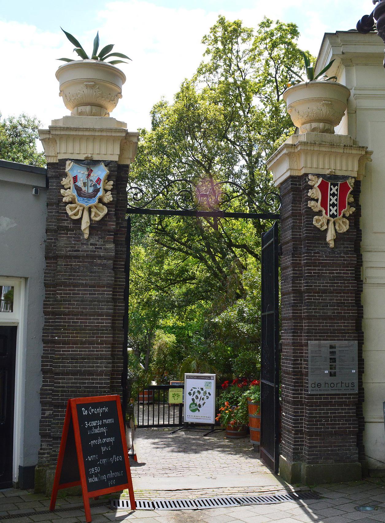 The XXX at Hortus Botanicus is not what you think./Wikimedia Commons photo by Hänsel und Gretel