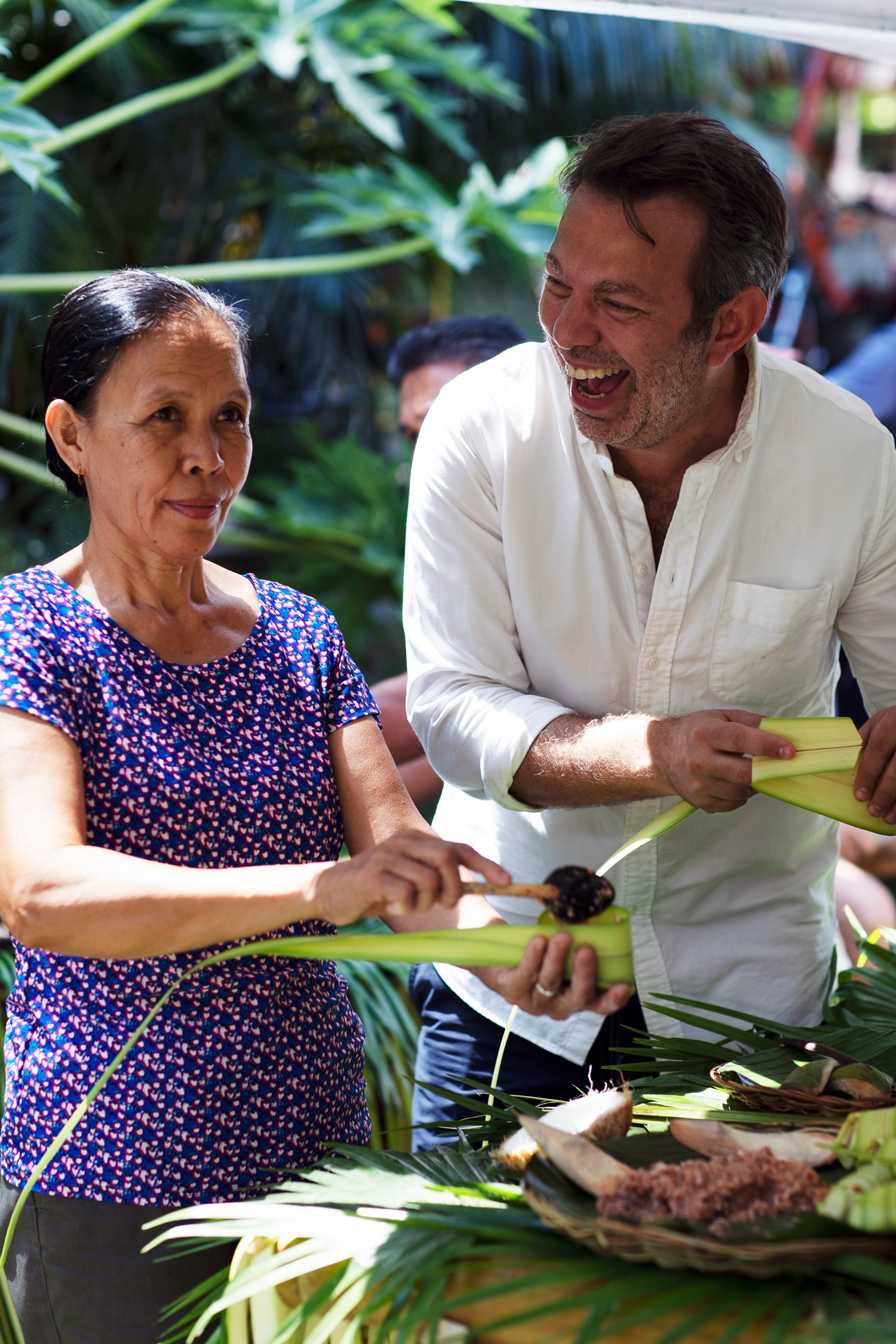 Adam Sachs, Director of S.A.L.T., participates in a culinary experience on Romblon Island in the Philippines./Lucia Griggi