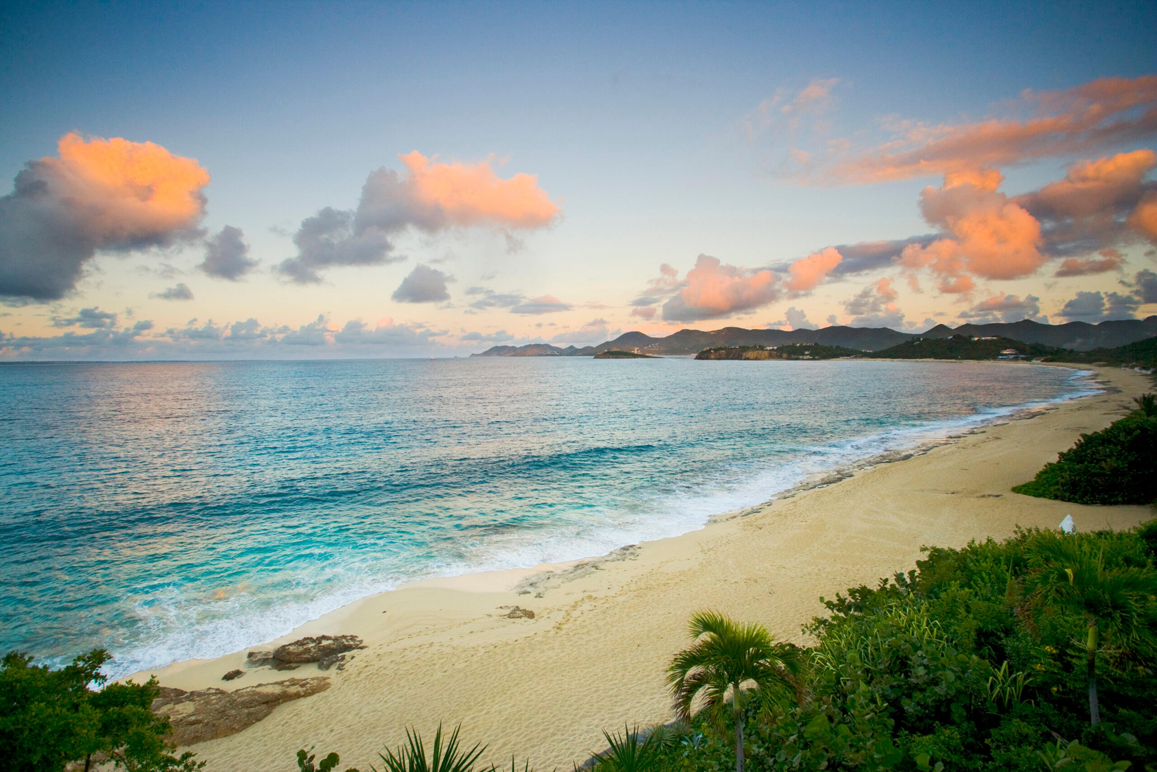 Hard to resist a beach in Saint-Martin any time of the day./Getty Images