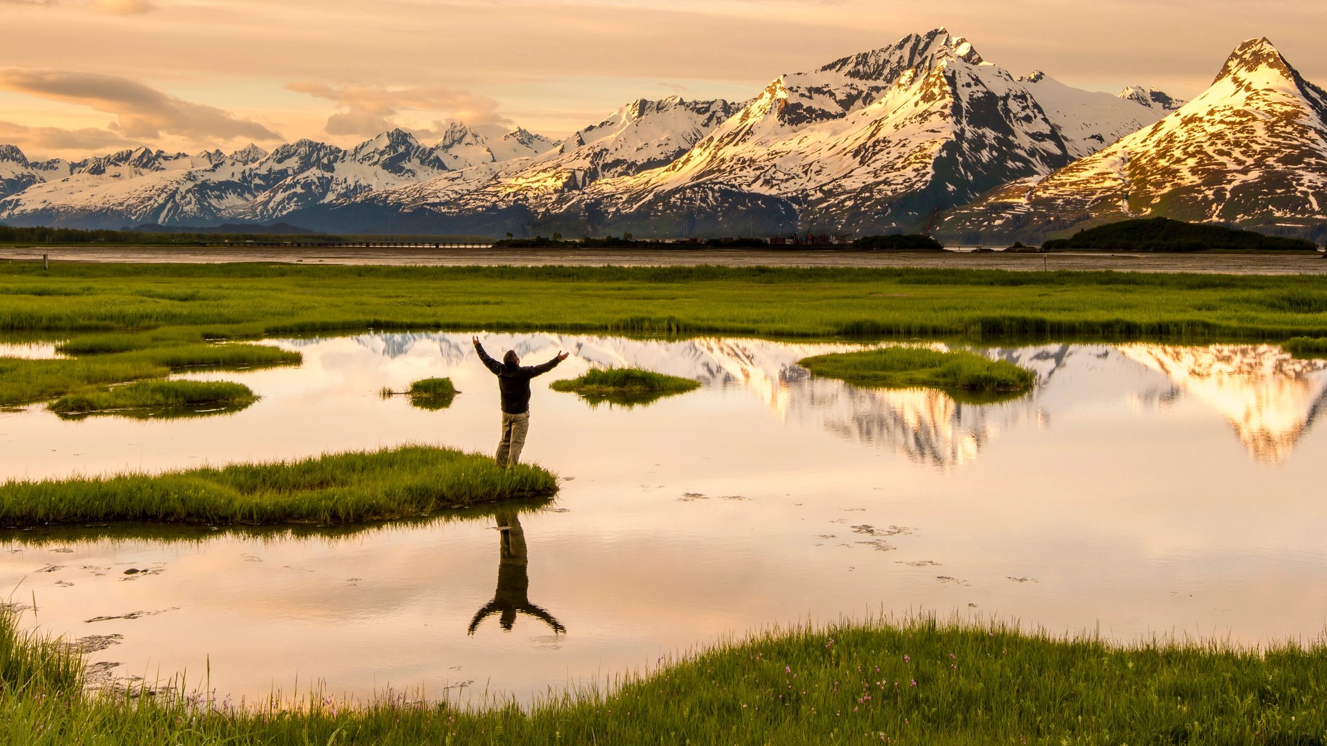 Alaska's Valdez Puts on Its Summer Best for Adventurers