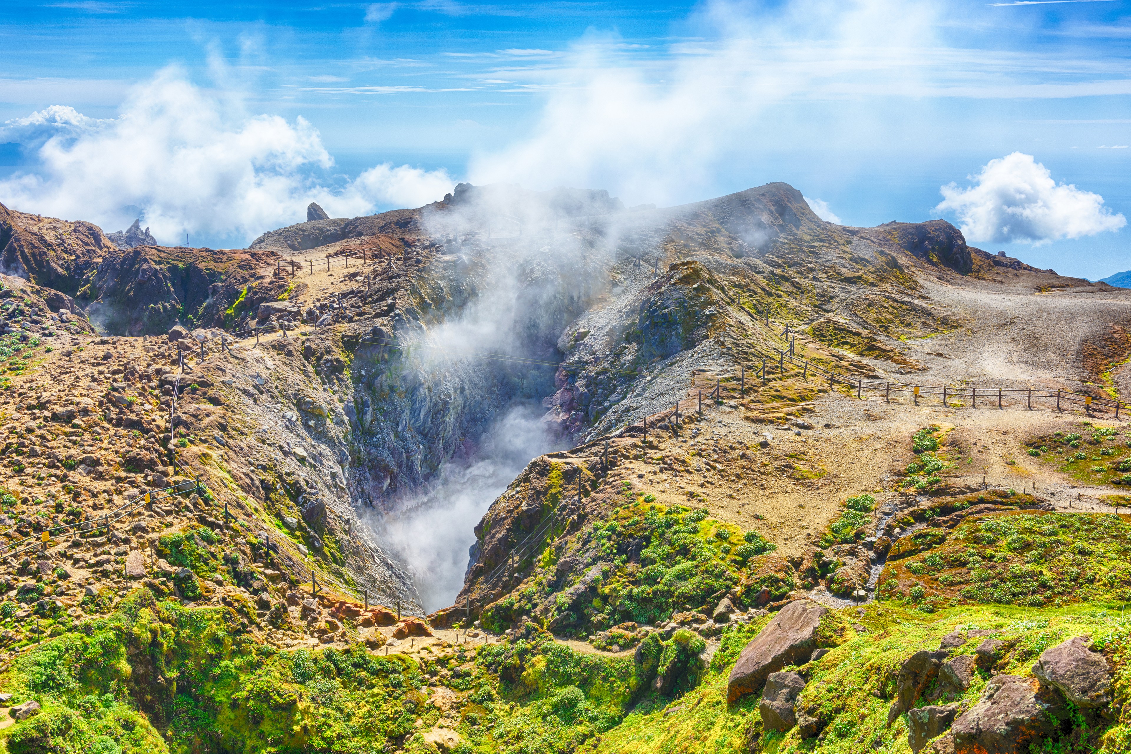 Steam rising from the crater La Soufriere volcano, the highest mountain in Guadeloupe/Shutterstock