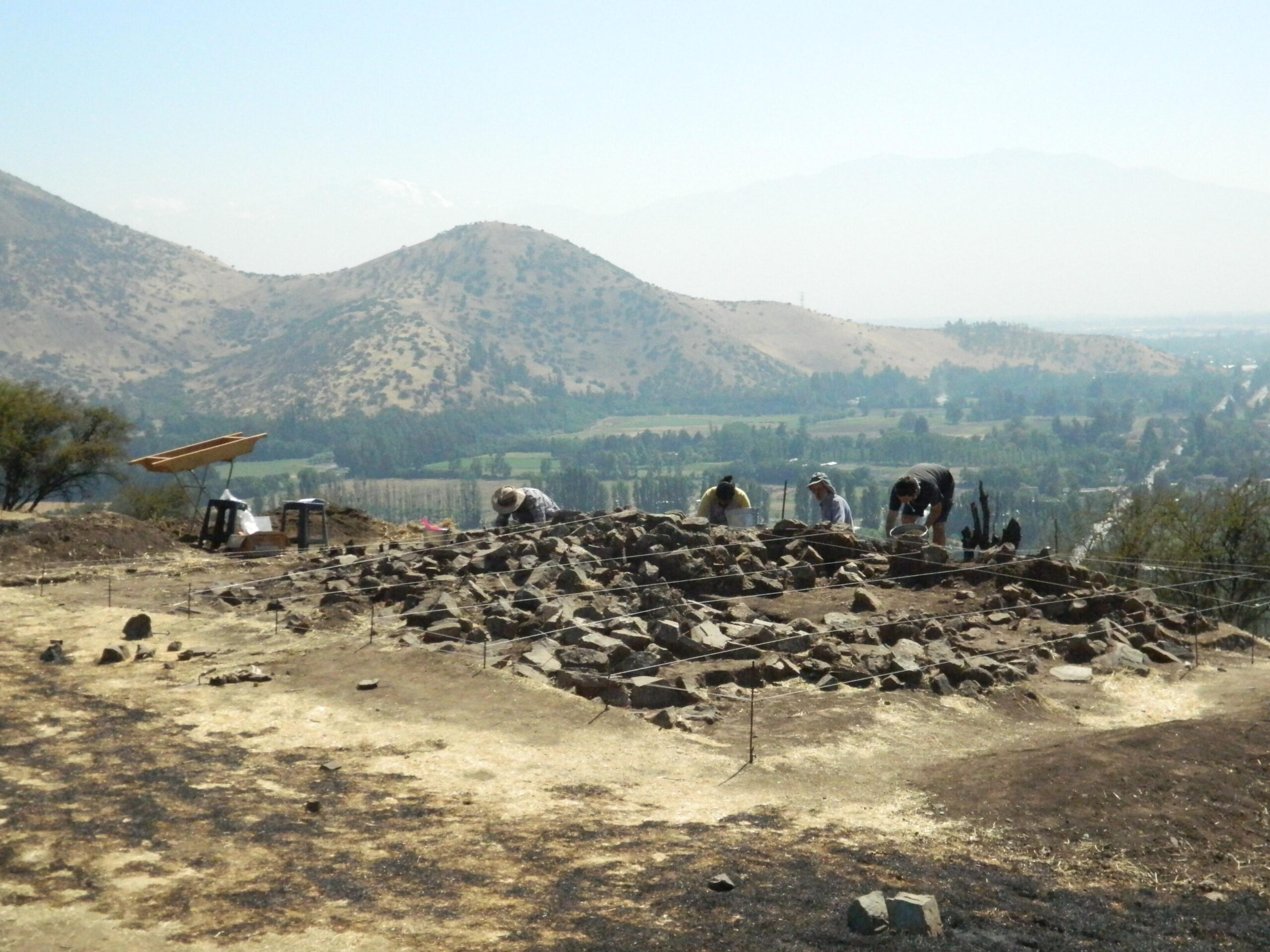 Excavation of an Incan ceremonial platform in what is thought to be an Incan fortress San Bernardo, considered part of the urban area of Santiago, Chile./Photo courtesy of archaeologist Rubén Stehberg