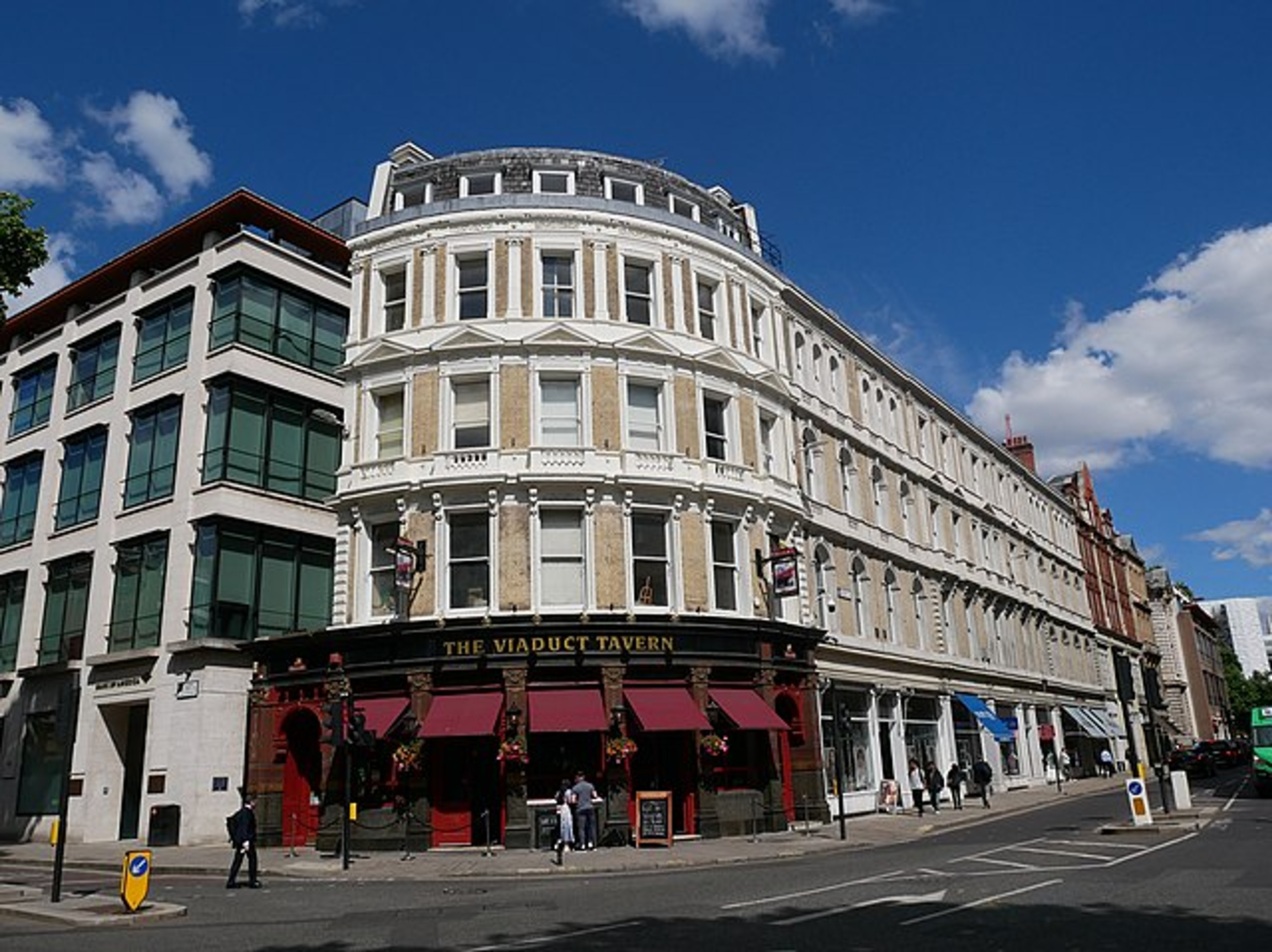 The Viadict in London is said to be haunted. /Wikimidia Commons photo by Doyle of London