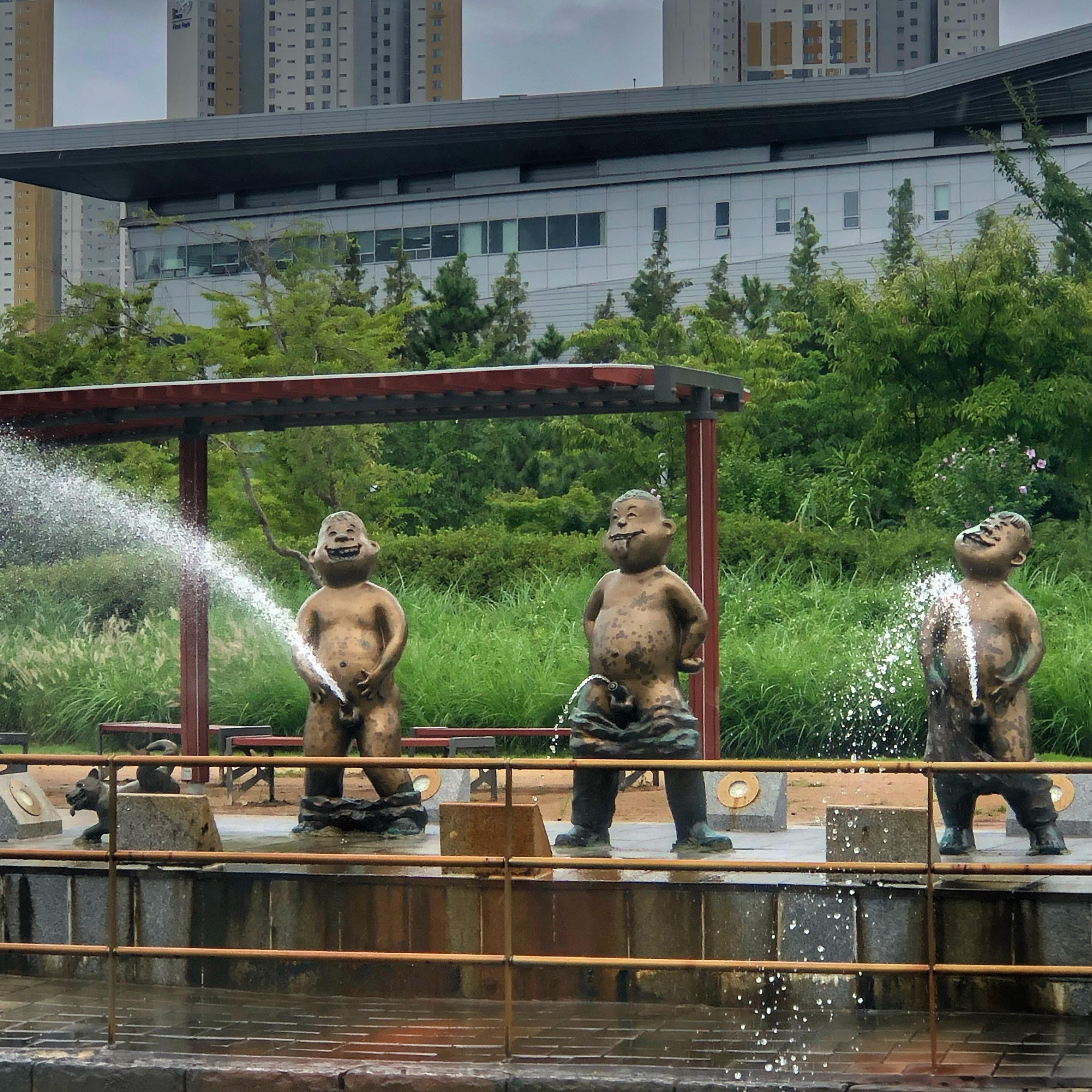 A whimsical nod to Belgium's Manneken Pis on the waterway in Incheon's Songdo. Photo by Carolyn Spencer Brown