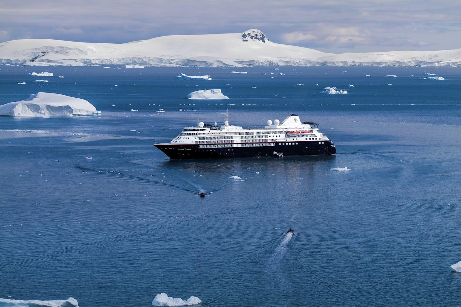 Silver Cloud Antarctica, 2019