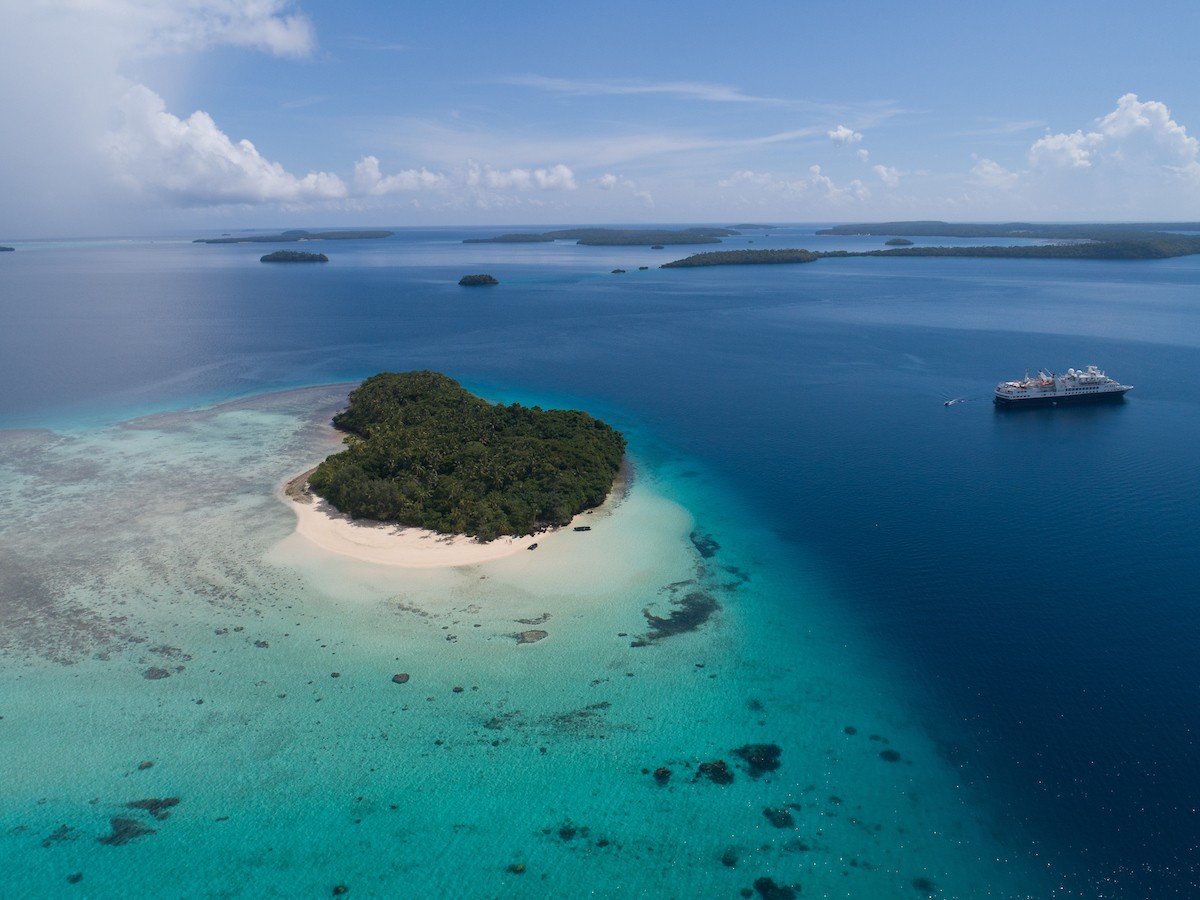 The tropical waters of the Tongan archipelago are a popular breeding ground for whales. /Shutterstock