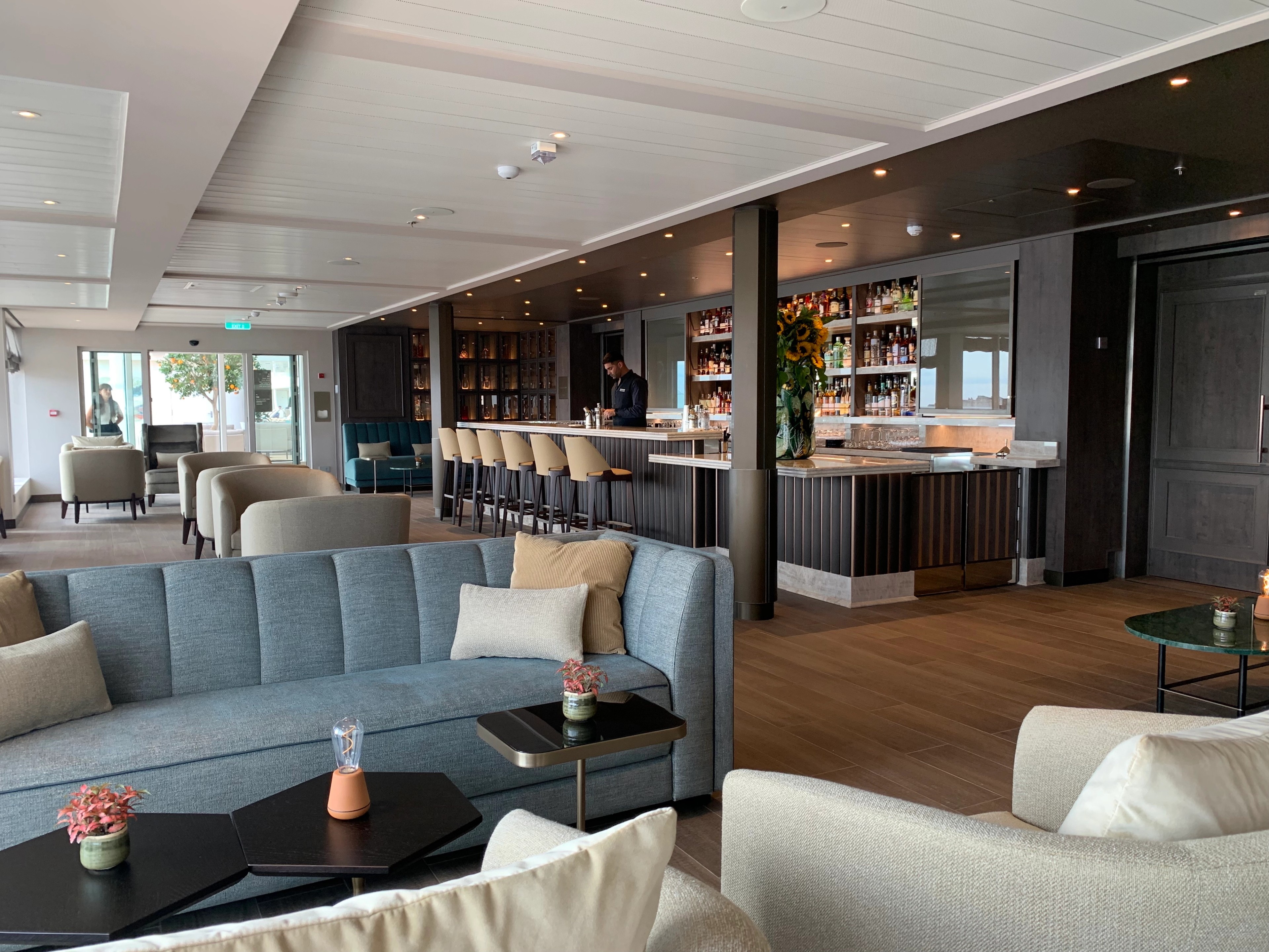 Look how much larger this iteration of S.A.L.T. Bar is! Photo by Teijo Niemela for Silversea