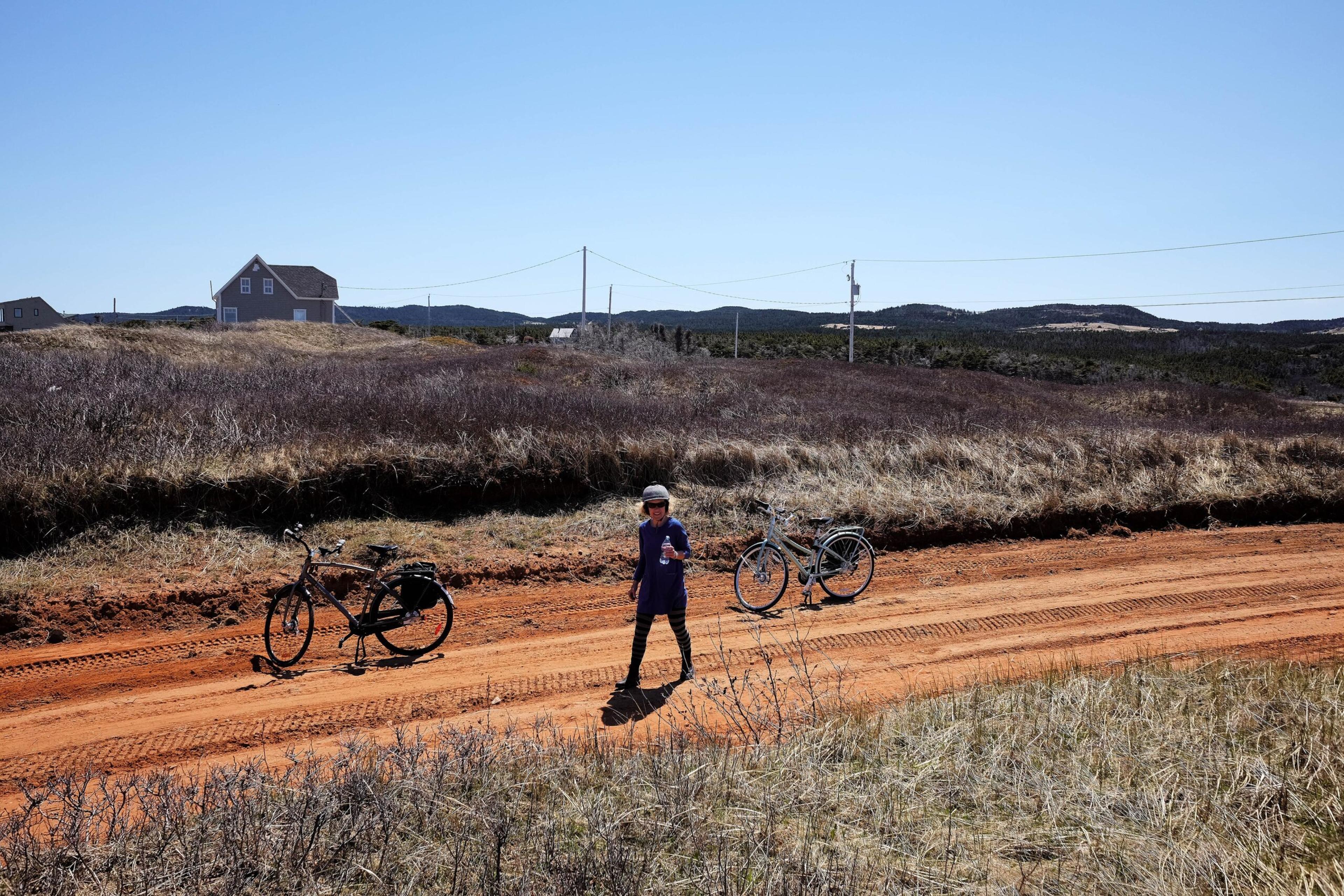 Biking gives you a closeup view of the islands, but beware the wind./Photo John Loach/Wikimedia Commons