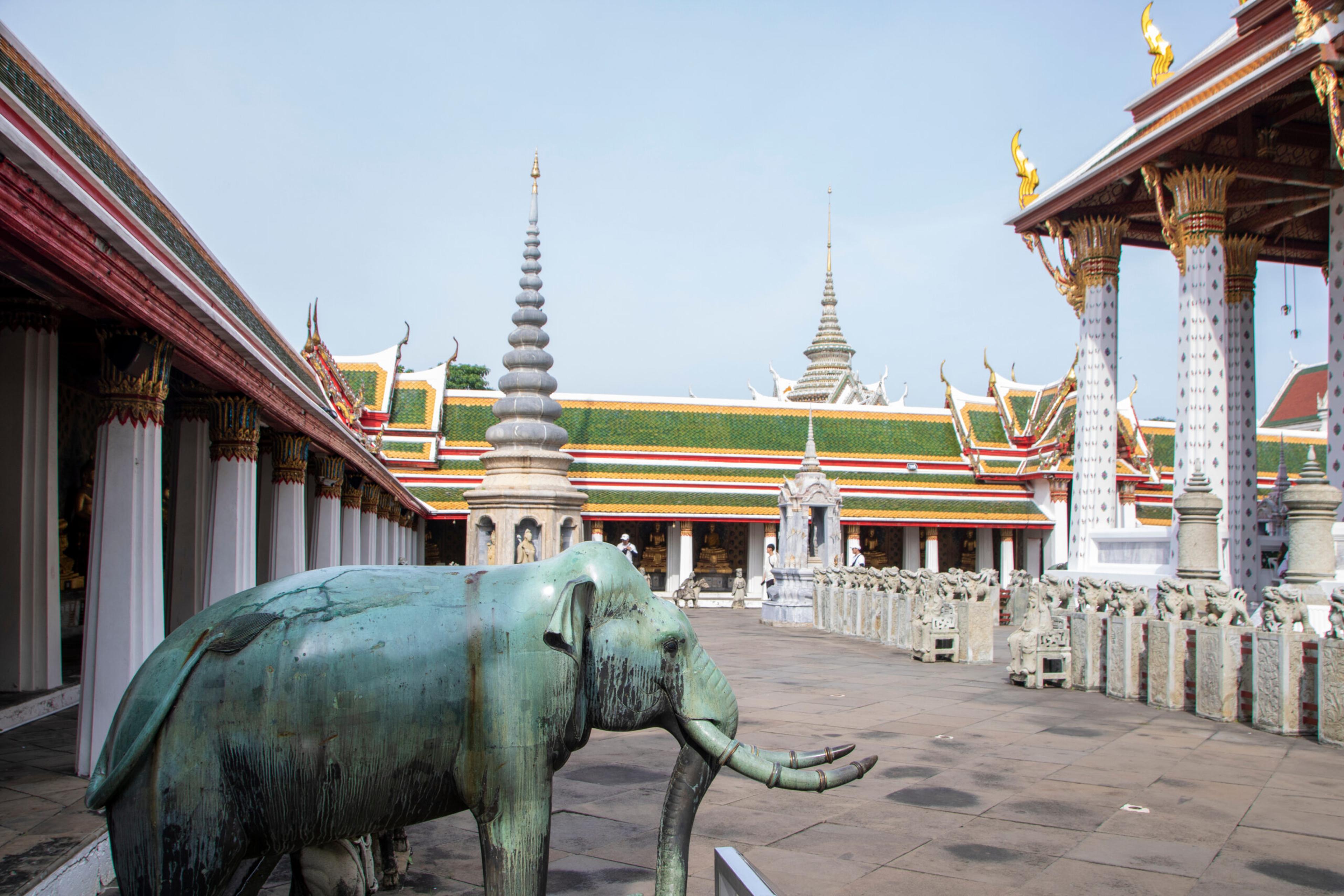 Wat Arun in Bangkok at dawn./Shutterstock