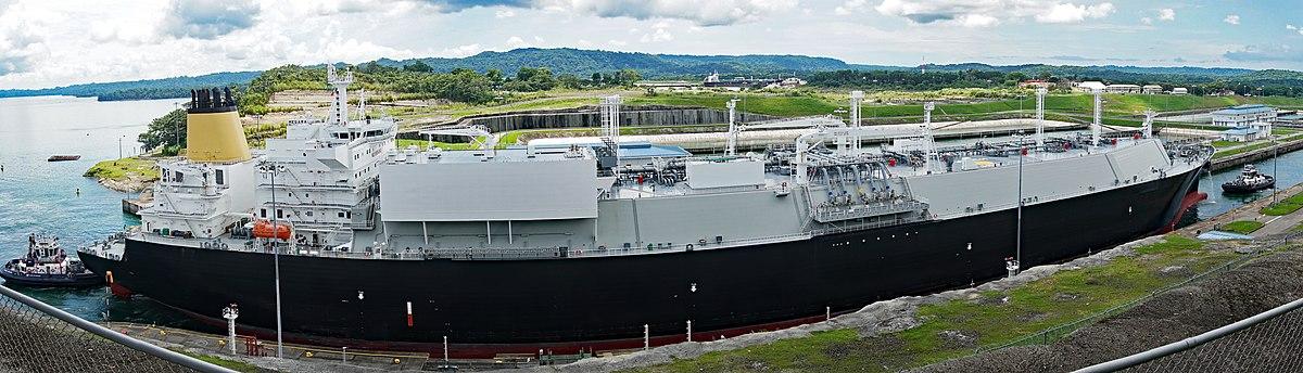 A NeoPanamax ship./Wikimedia Commons